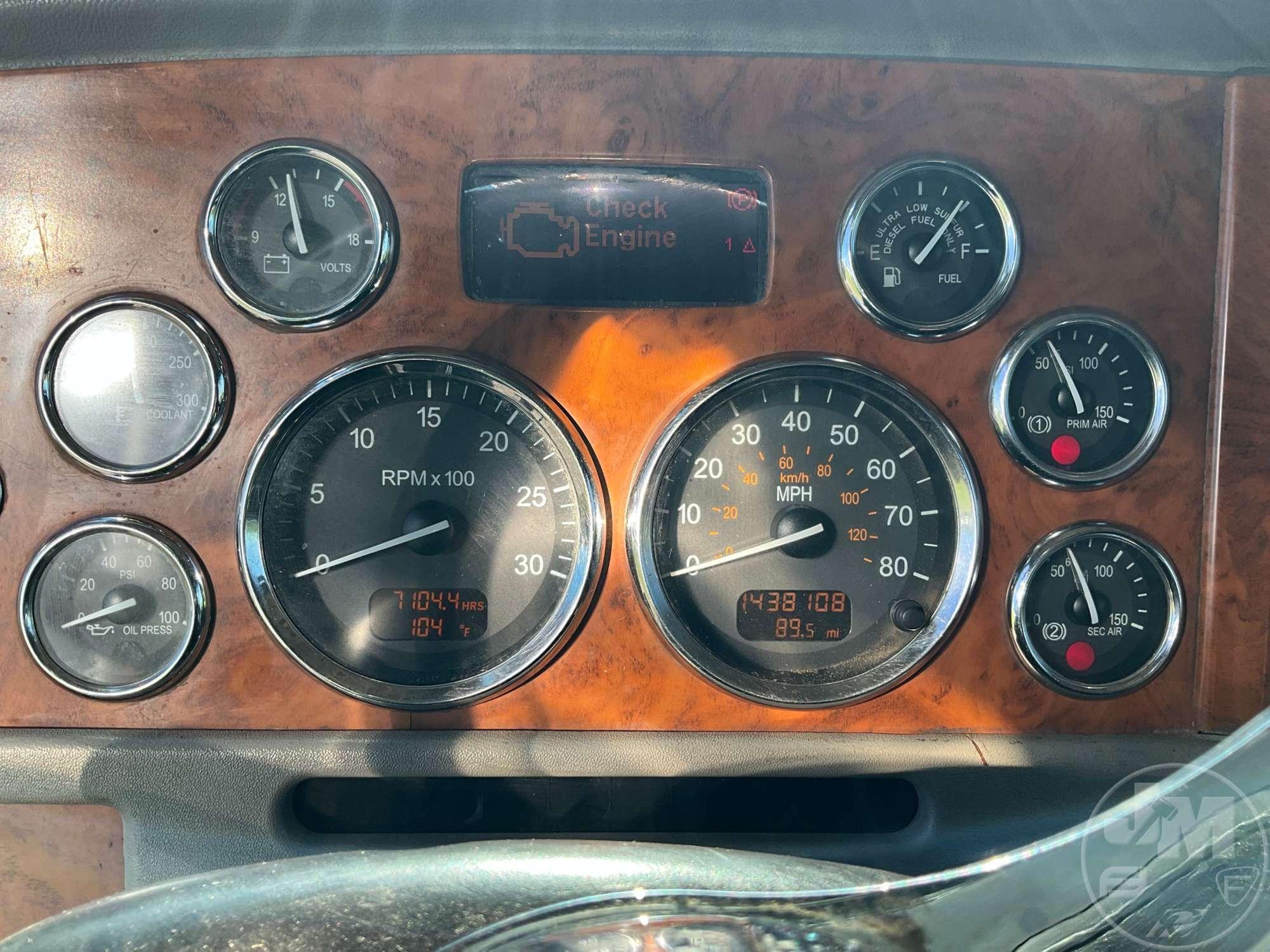 2008 PETERBILT 386 TANDEM AXLE TRUCK TRACTOR VIN: 1XPHDB9X78D762165