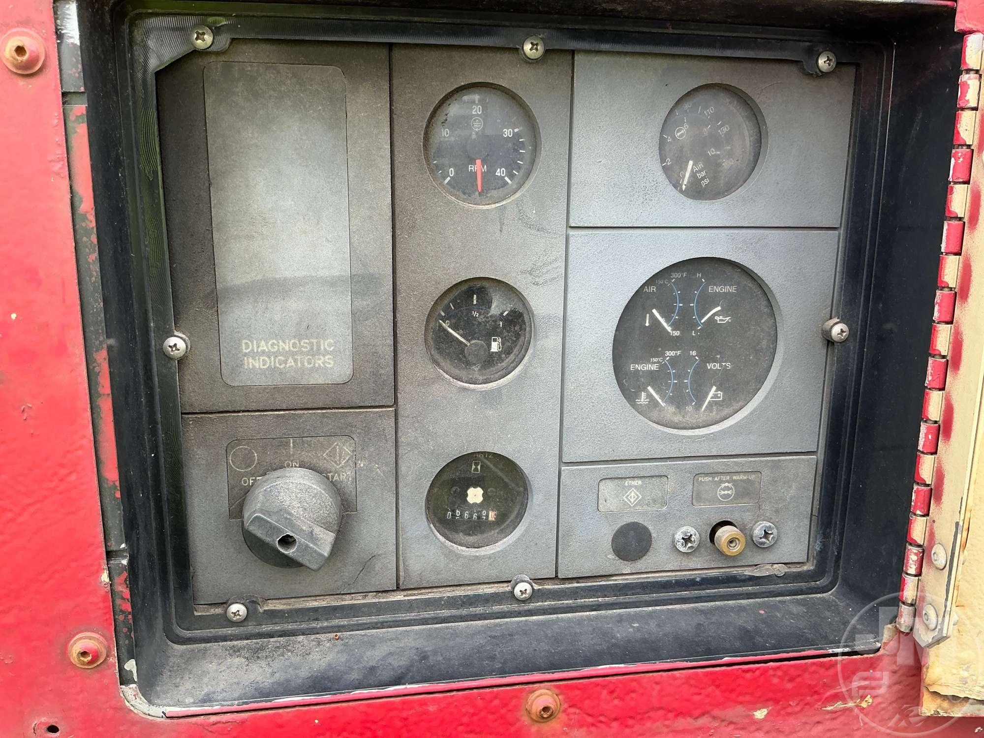 1999 I/R 375 PORTABLE AIR COMPRESSOR SN: 303037UFJ413