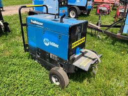 MILLER TRAILBLAZER 325 EFI WELDER/GENERATOR 325 AMP PORTABLE WELDER SN: MJ040907R