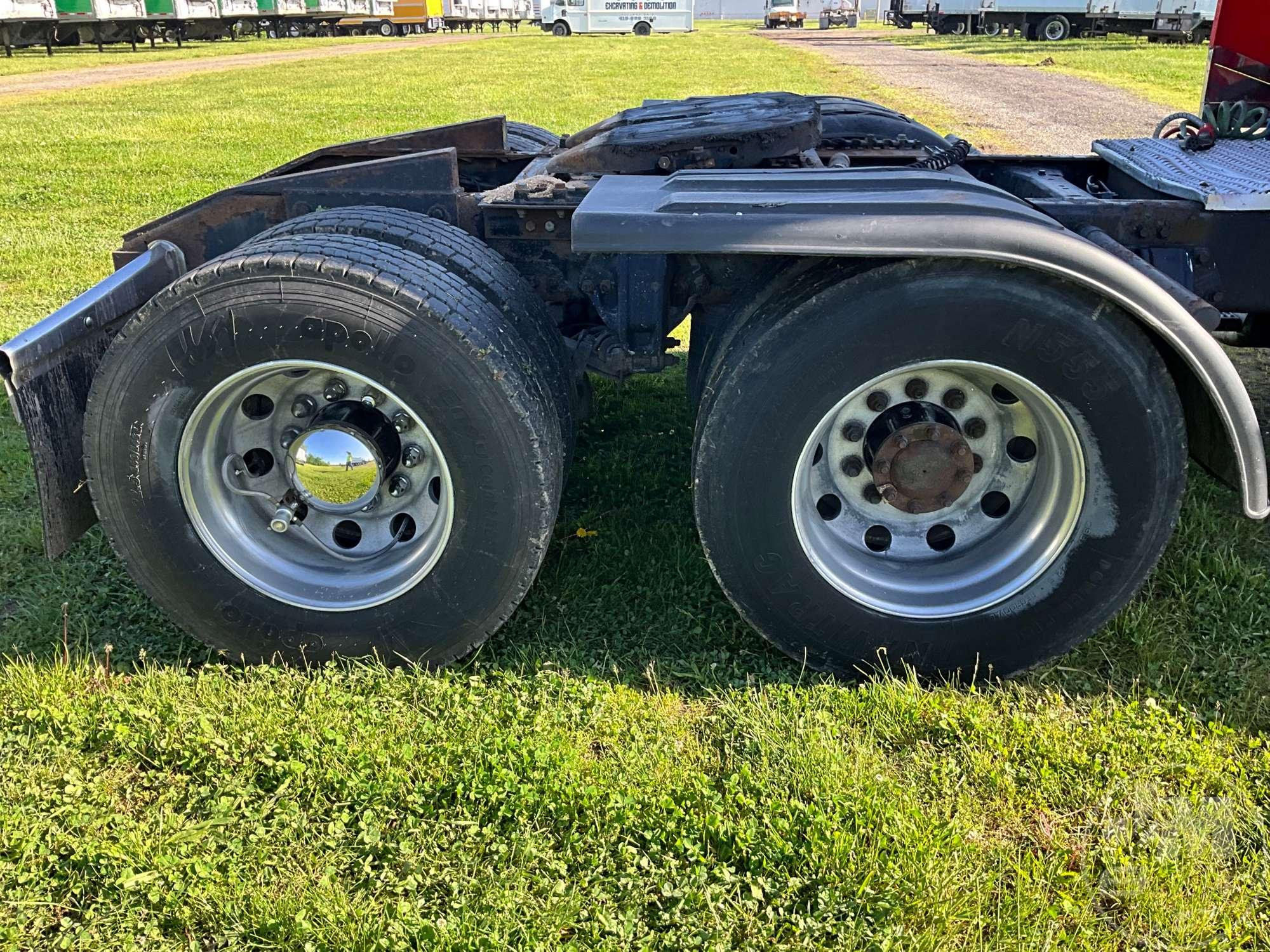 2008 PETERBILT 386 TANDEM AXLE TRUCK TRACTOR VIN: 1XPHDB9X78D762165