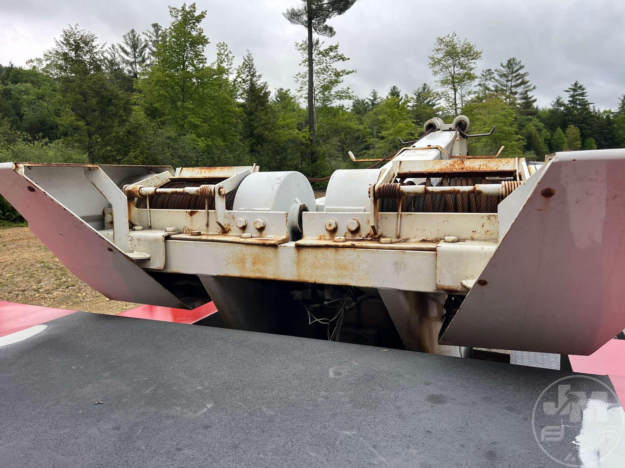 2013 FREIGHTLINER M2 SINGLE AXLE WRECKER VIN: 1FUBCXBSXDHFA8241