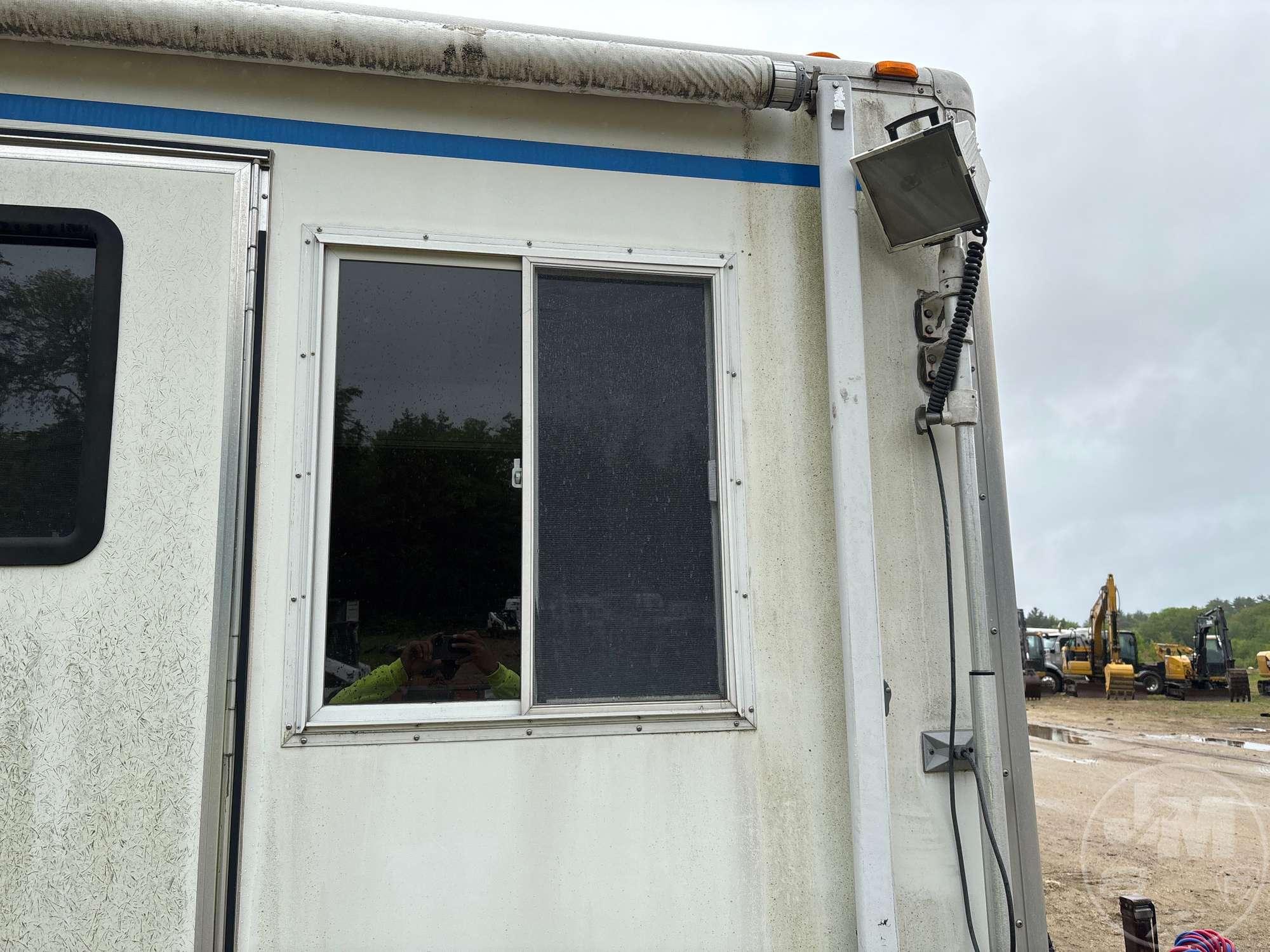 2005 ROLLINGSTAR T/A OFFICE
