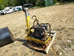 BOMAG VIBRATORY PLATE COMPACTOR