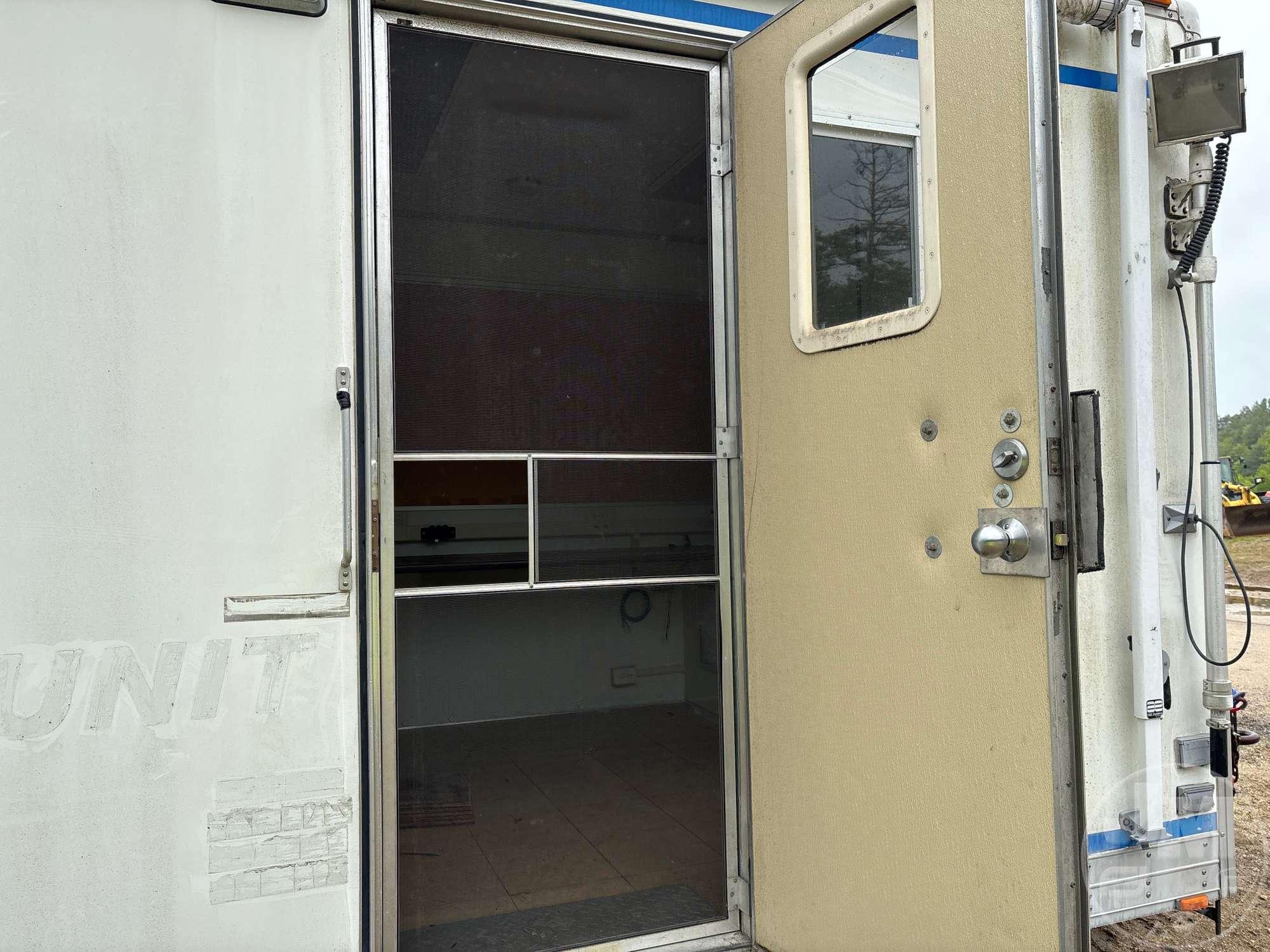 2005 ROLLINGSTAR T/A OFFICE