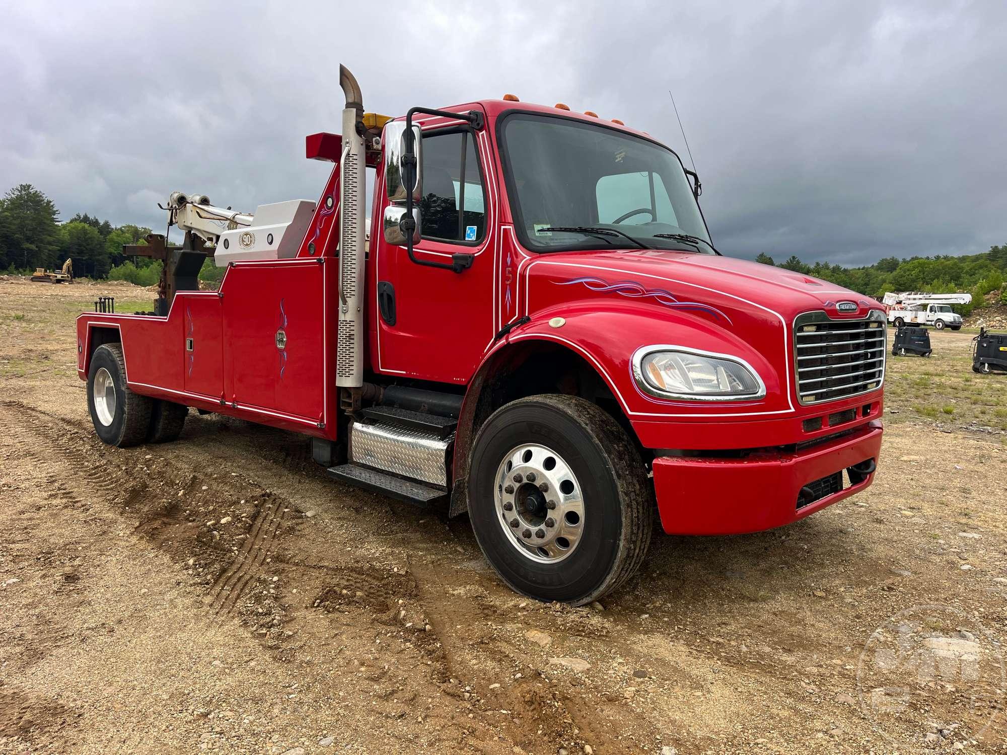 2013 FREIGHTLINER M2 SINGLE AXLE WRECKER VIN: 1FUBCXBSXDHFA8241