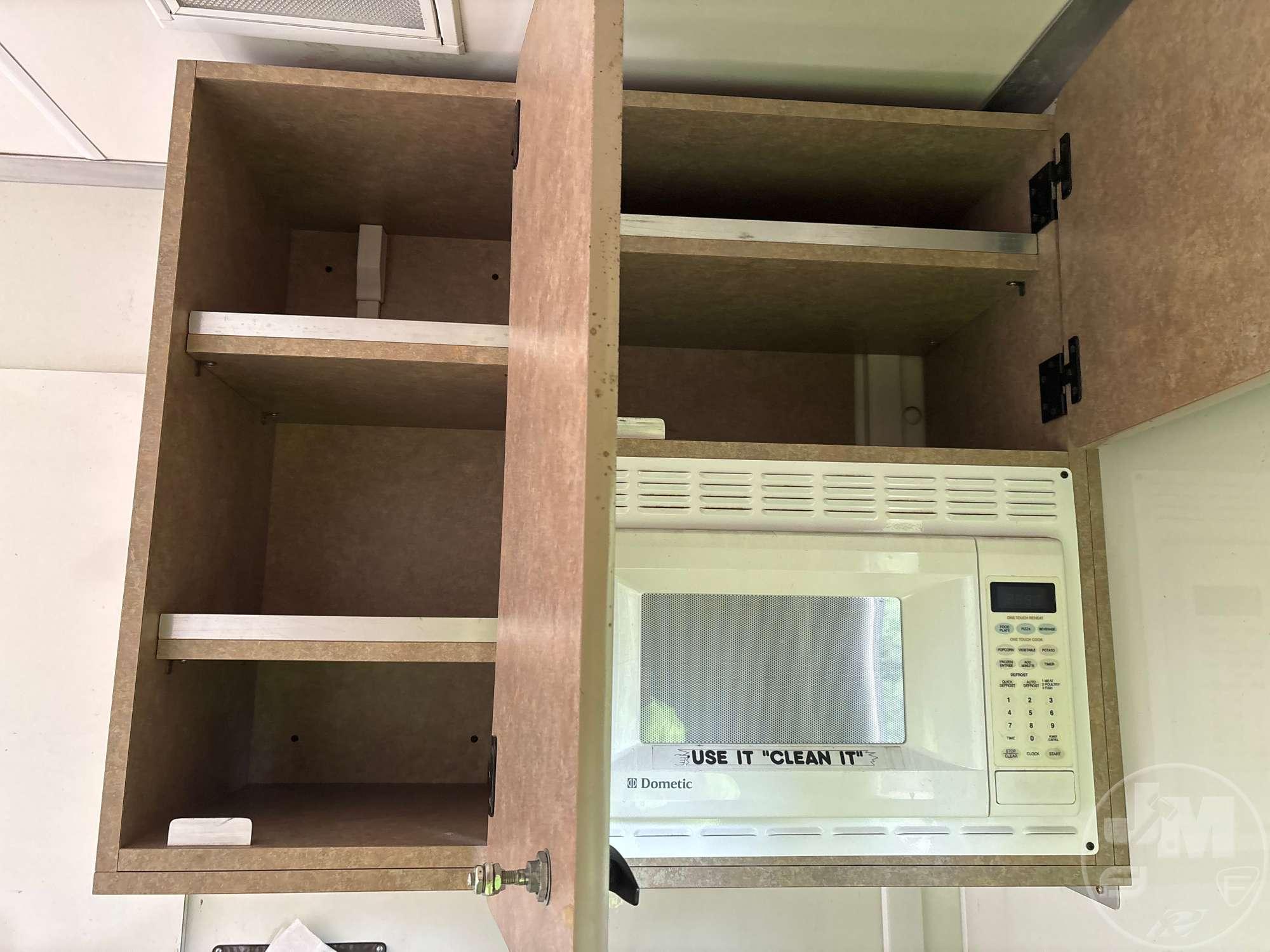 2005 ROLLINGSTAR T/A OFFICE