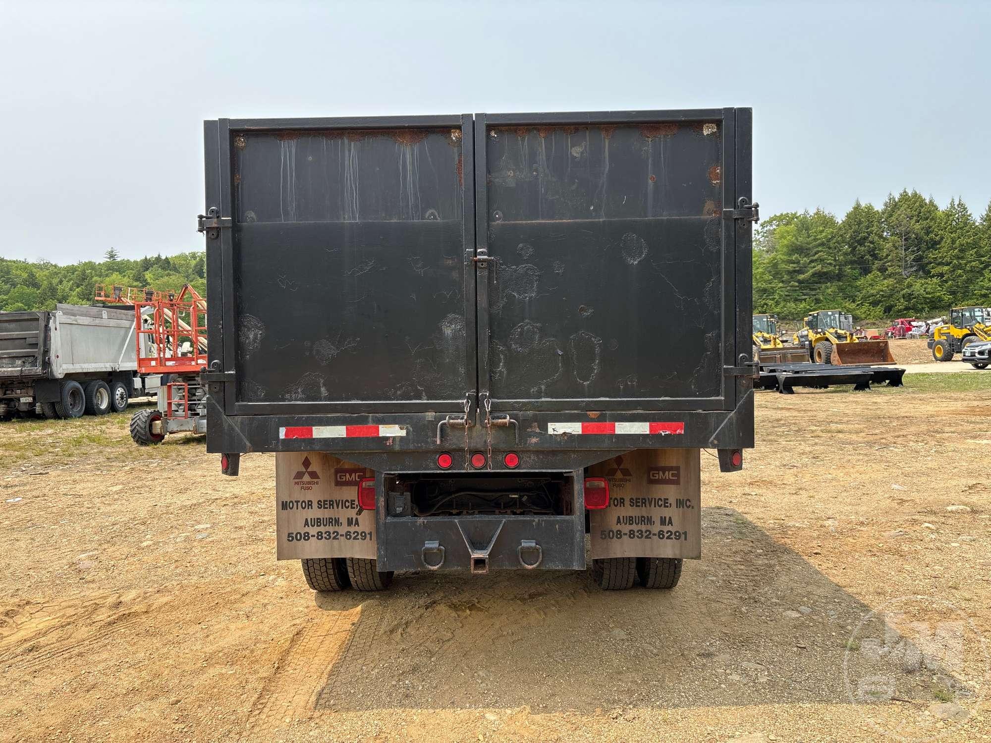 2003 GMC C4500 SINGLE AXLE DUMP TRUCK VIN: 1GDC4E1143F503596