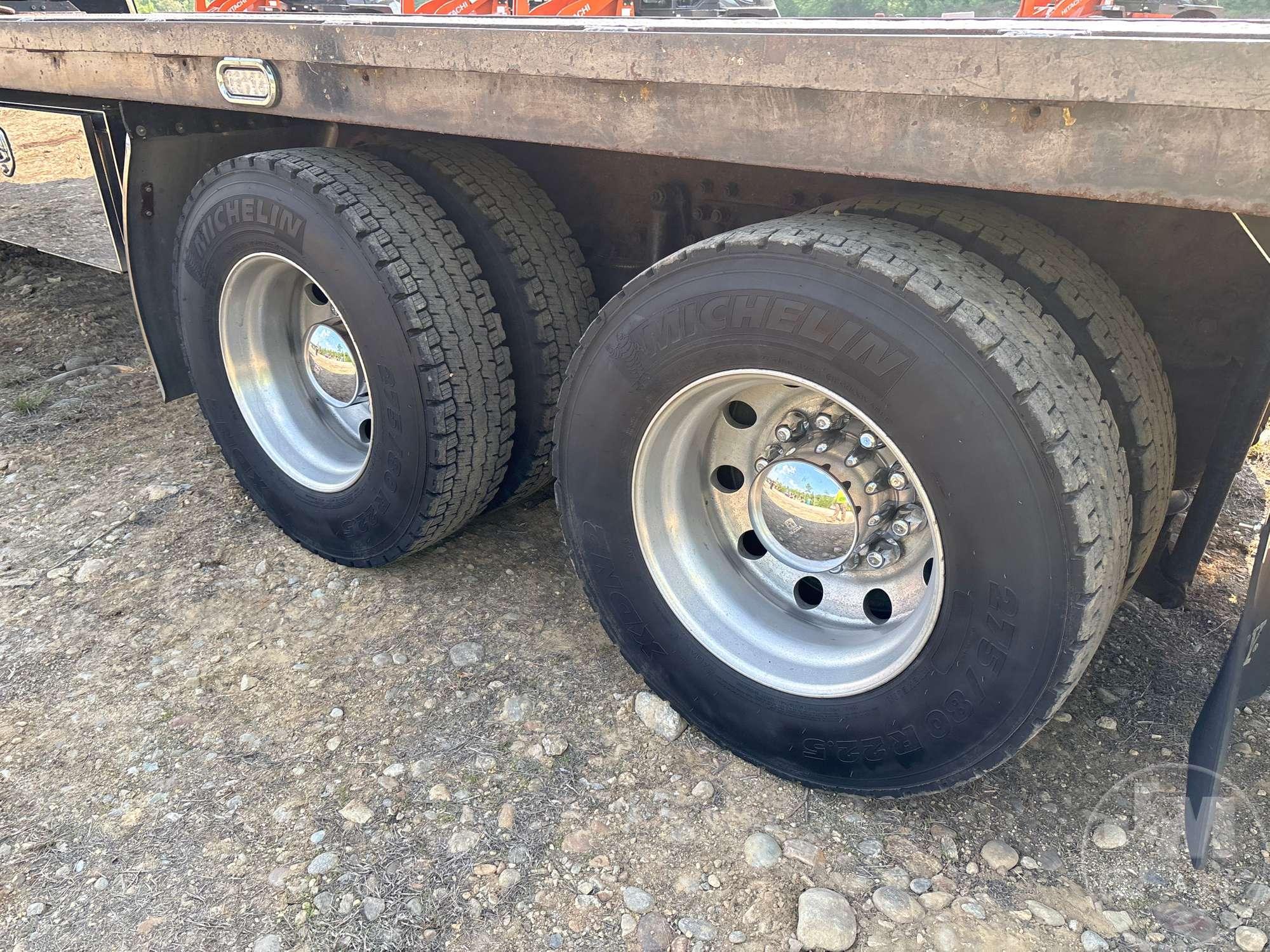 2007 KENWORTH T300 TANDEM AXLE ROLLBACK TRUCK VIN: 2NKMLD9XX7M208933