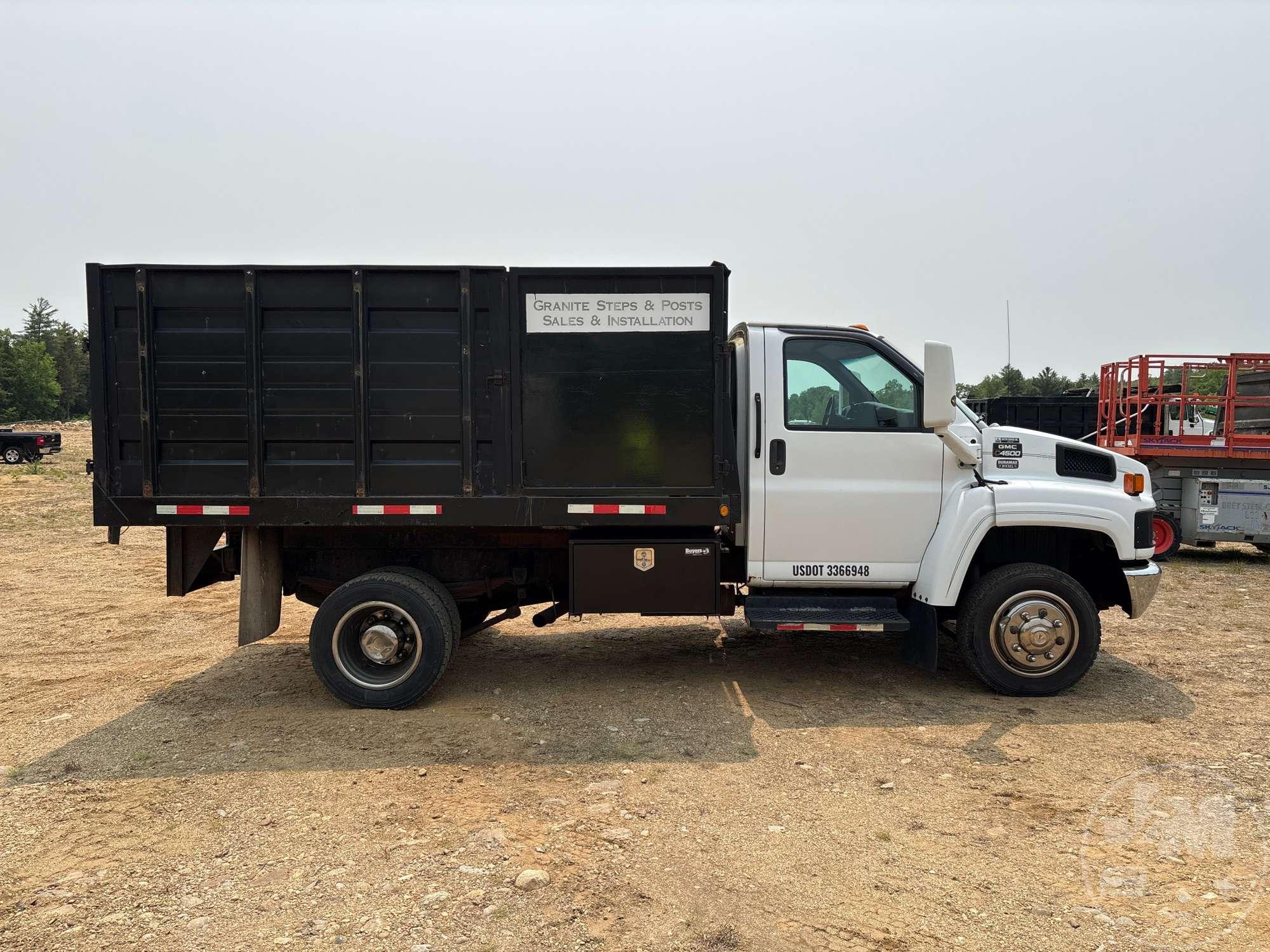 2003 GMC C4500 SINGLE AXLE DUMP TRUCK VIN: 1GDC4E1143F503596