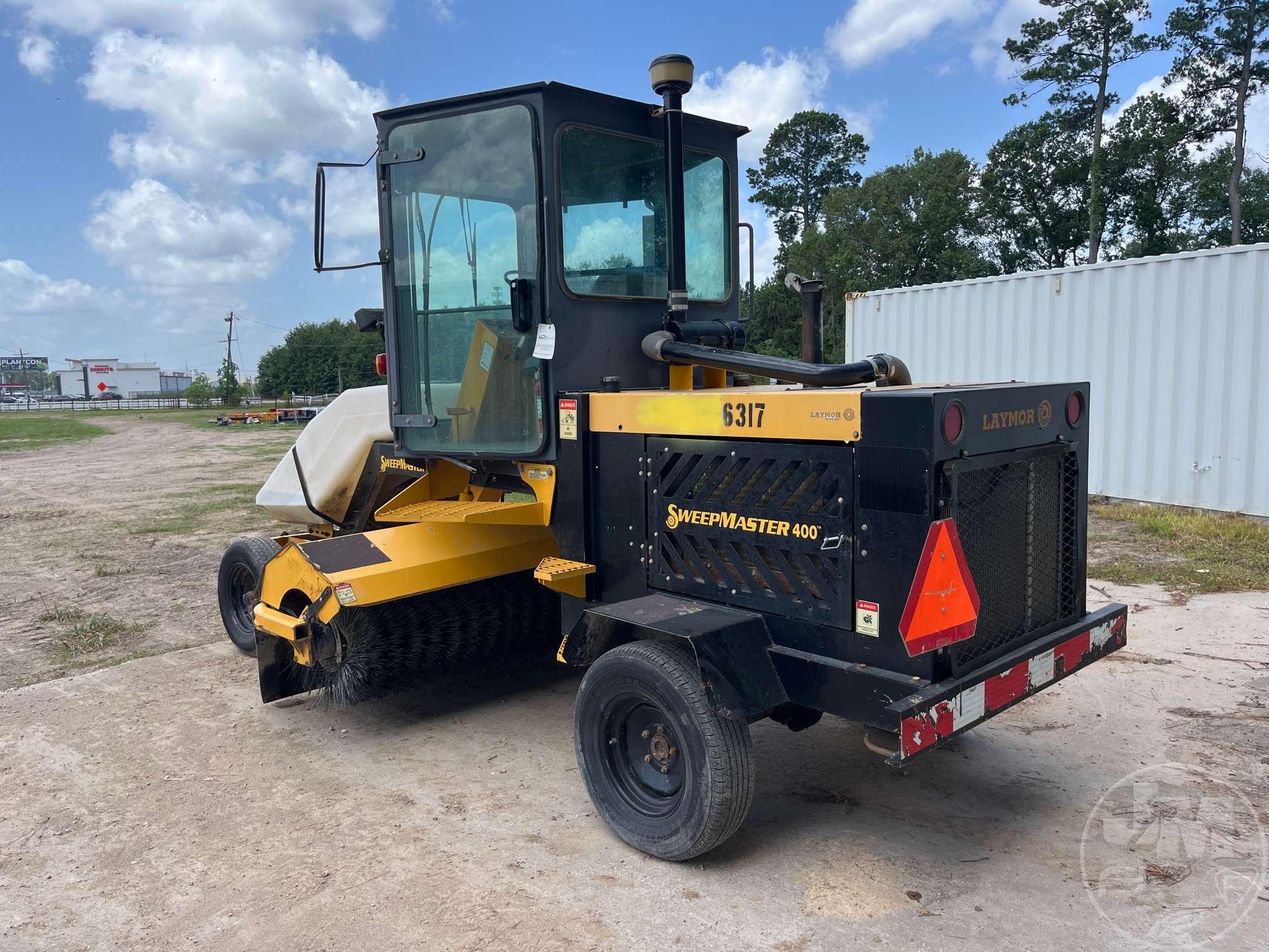 2017 LAYMOR SM400 BROOM SN: 37512