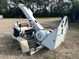 2009 ALTEC WC126 CHIPPER SN: 5WDS110189S200227