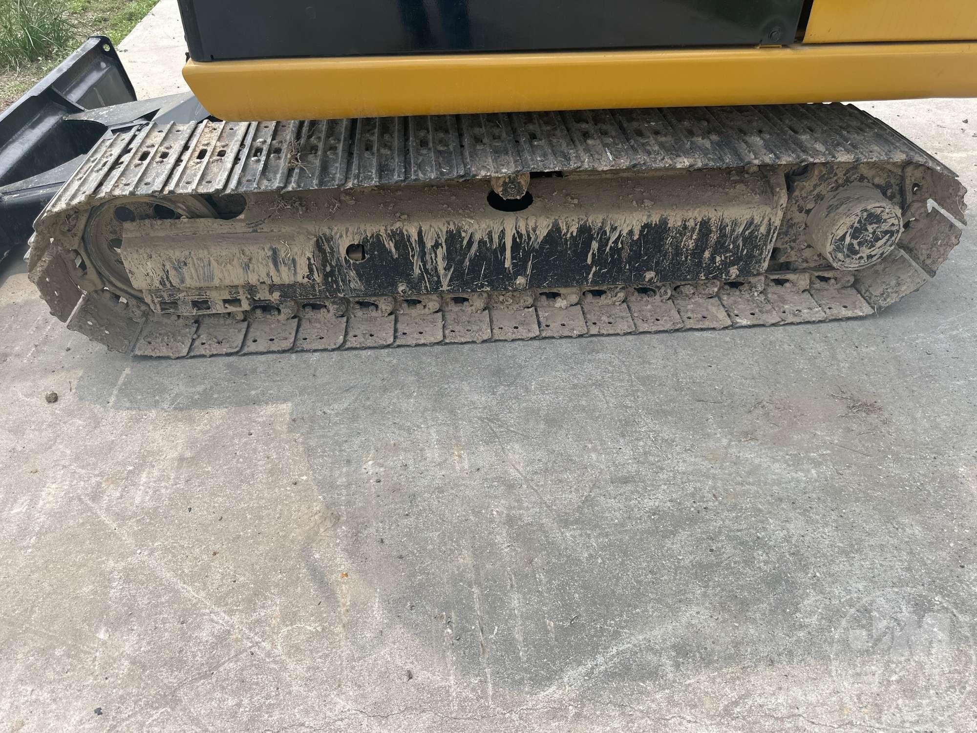 2018 CATERPILLAR 305.5E2 MINI EXCAVATOR SN: CAT3055EVWE204697
