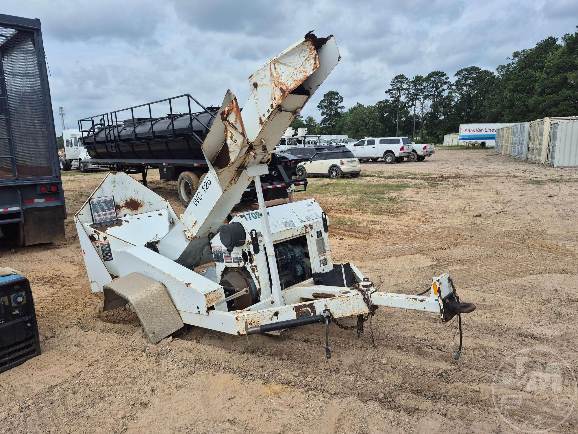 2009 ALTEC WC126 CHIPPER SN: 5WDS110189S200227
