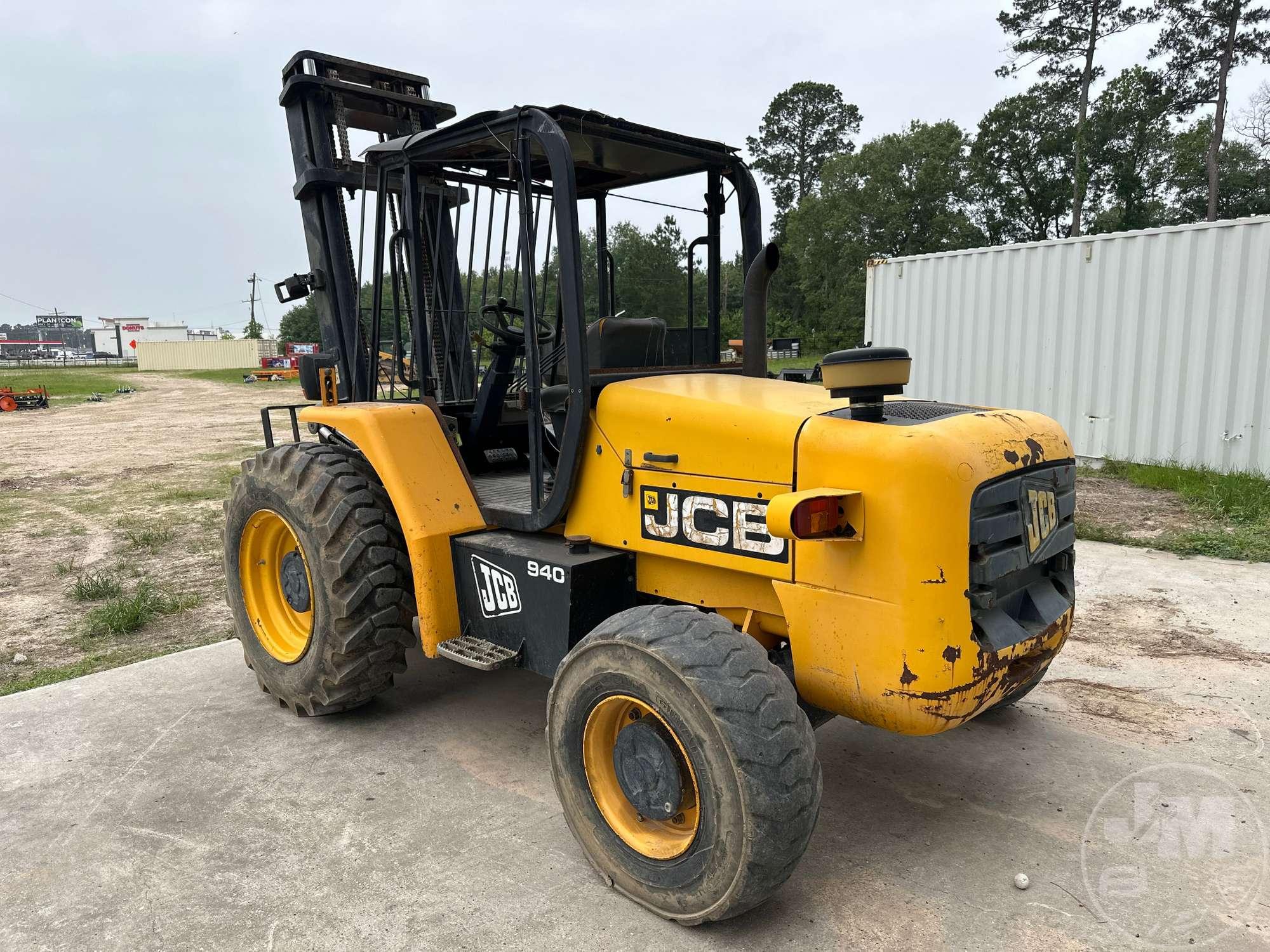 2012 JCB 940 8000 LB 4X4 ROUGH TERRAIN FORKLIFT SN: JCB94004E01483708