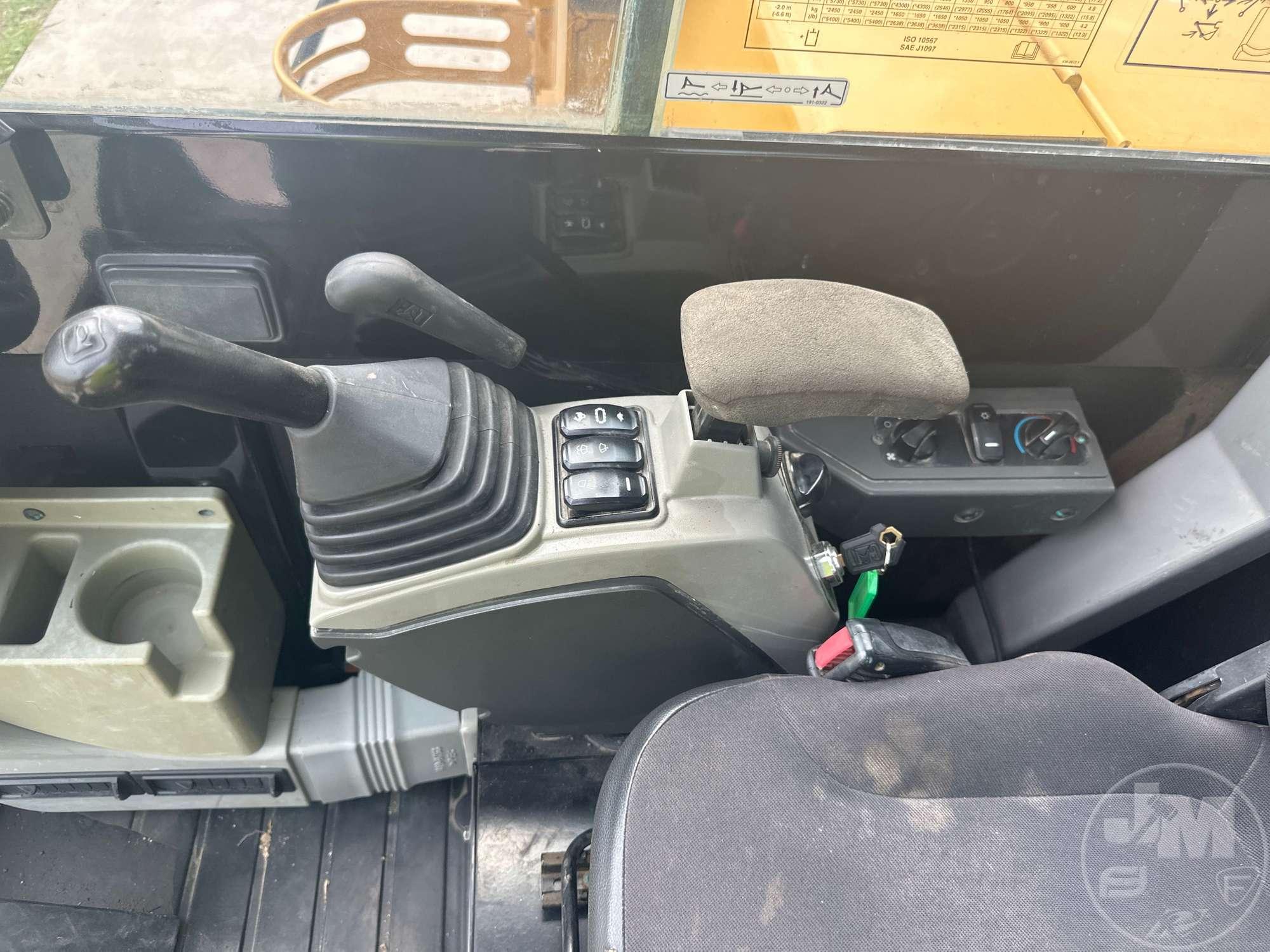 2018 CATERPILLAR 305.5E2 MINI EXCAVATOR SN: CAT3055EVWE204697