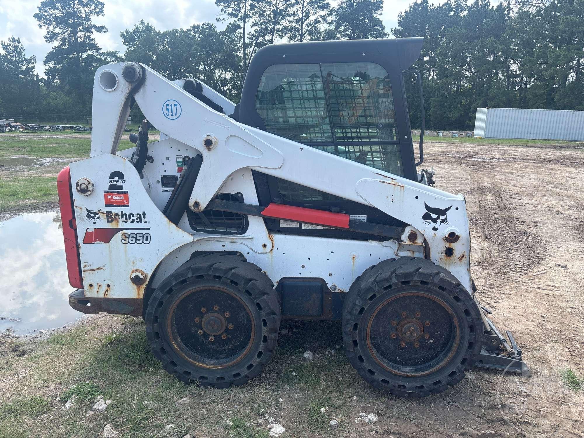 2018 BOBCAT S650 SKID STEER LOADER SN: ALJ823128