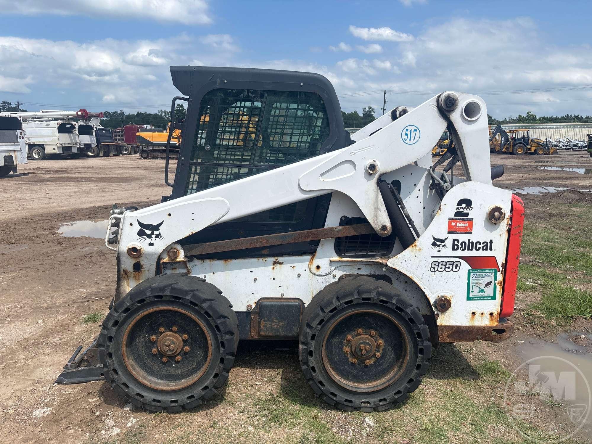 2018 BOBCAT S650 SKID STEER LOADER SN: ALJ823128