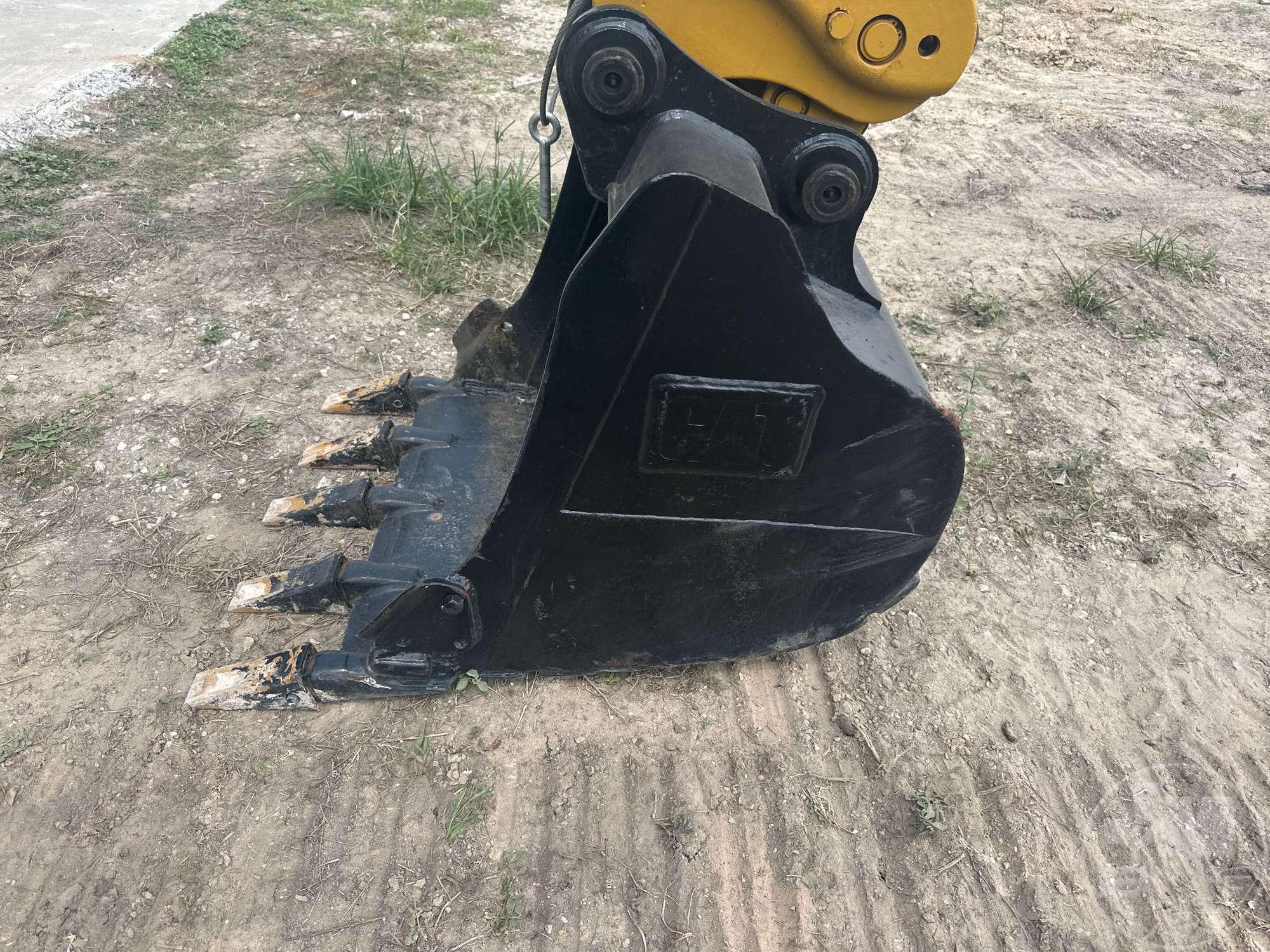 2018 CATERPILLAR 305.5E2 MINI EXCAVATOR SN: CAT3055EVWE204697