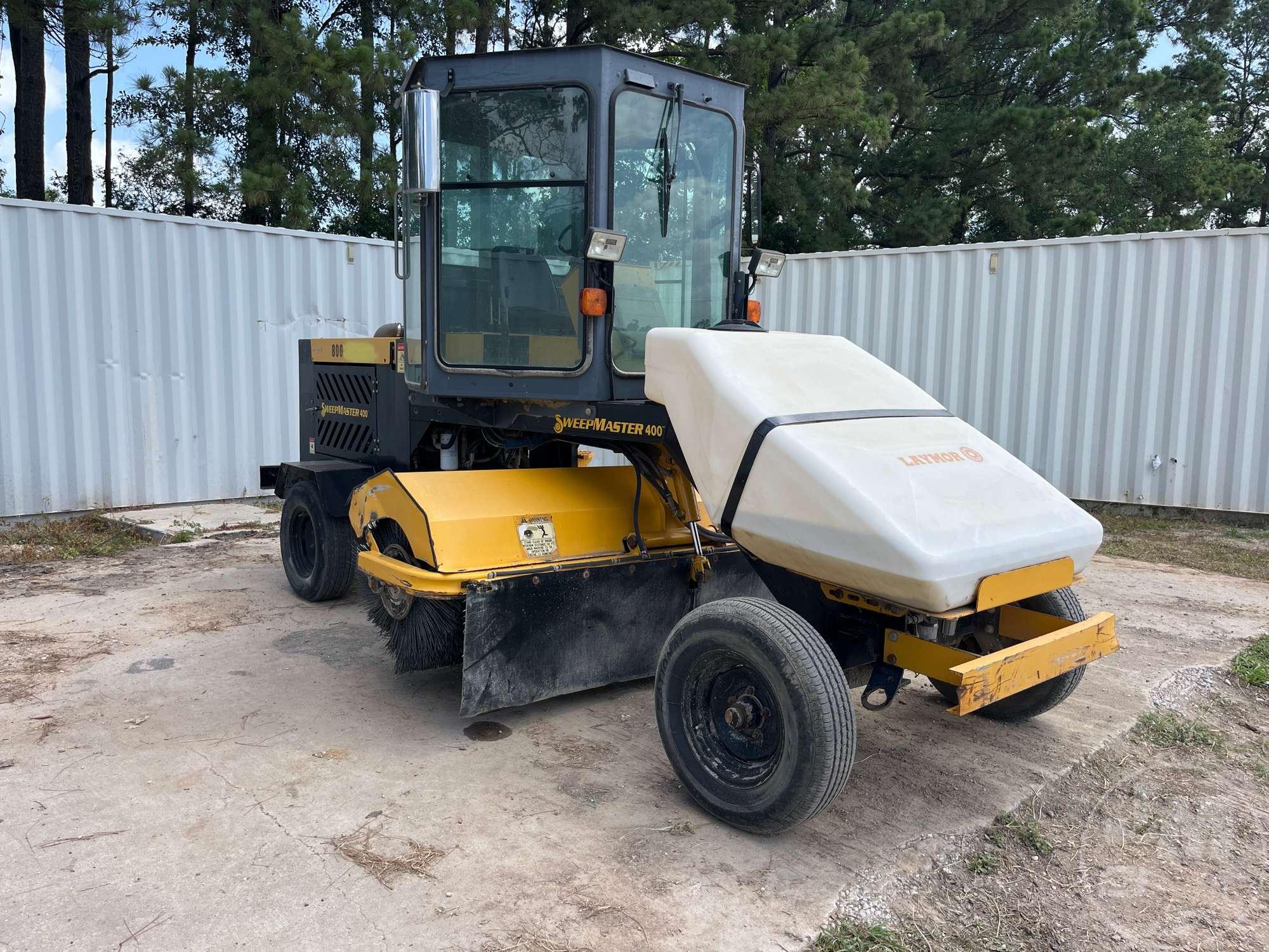 2017 LAYMOR SM400 BROOM SN: 37512