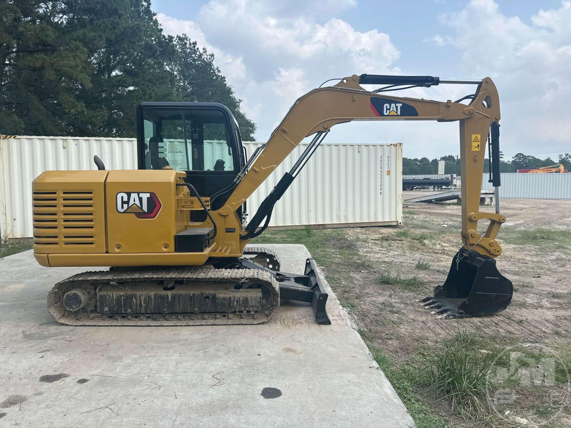 2018 CATERPILLAR 305.5E2 MINI EXCAVATOR SN: CAT3055EVWE204697