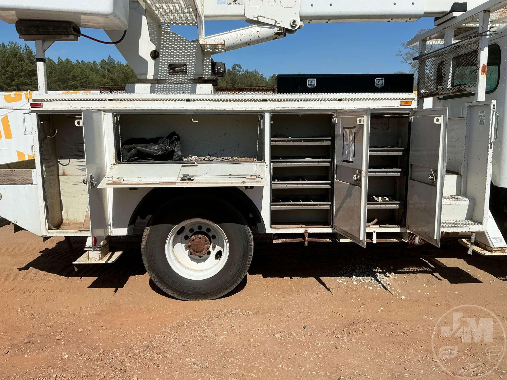 2007 PETERBILT BUCKET TRUCK LIFT-ALL L0M10-55-2MS VIN: 2NPLHZ7X97M687708