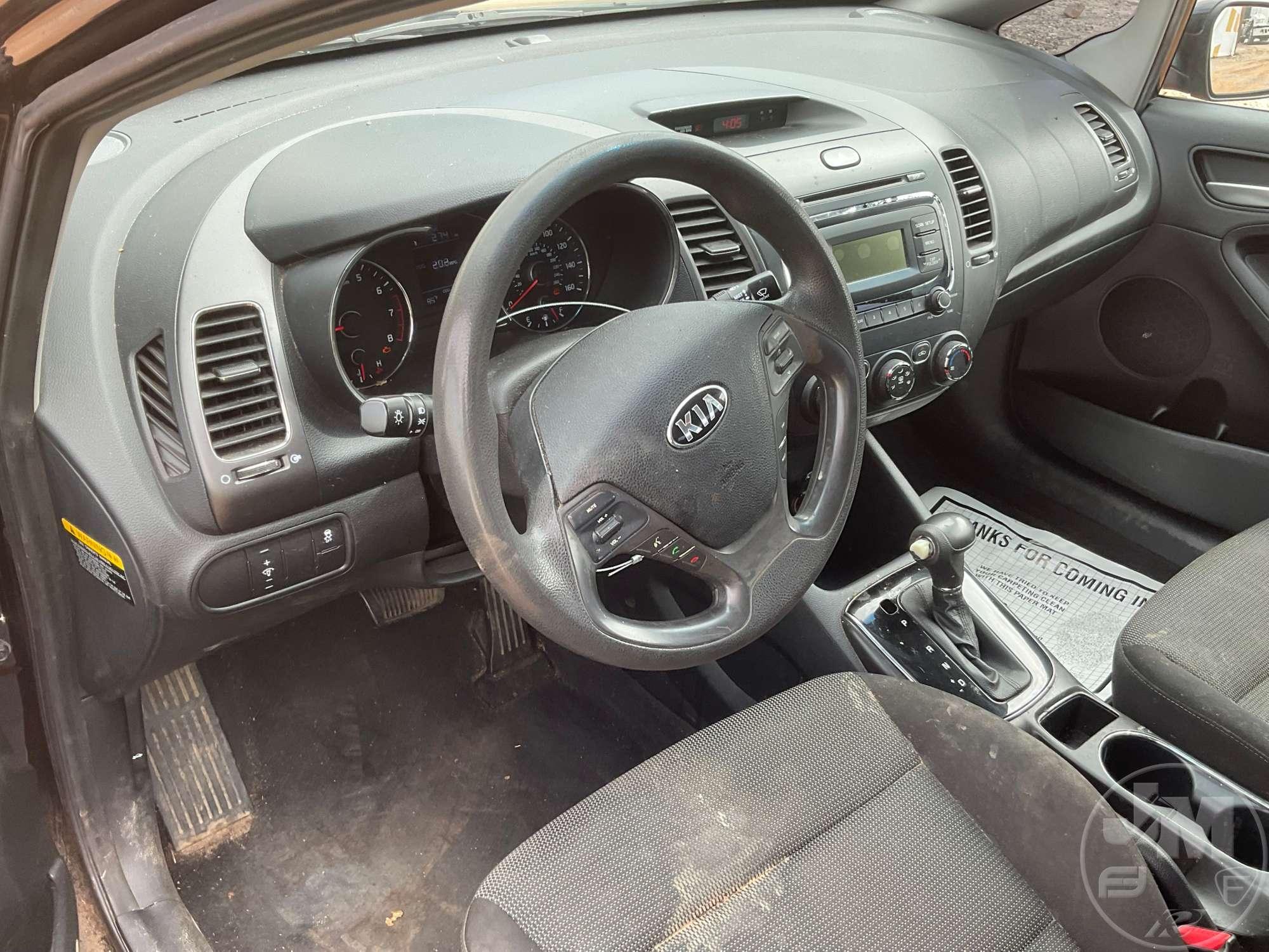 2017 KIA FORTE VIN: 3KPFK4A76HE015368