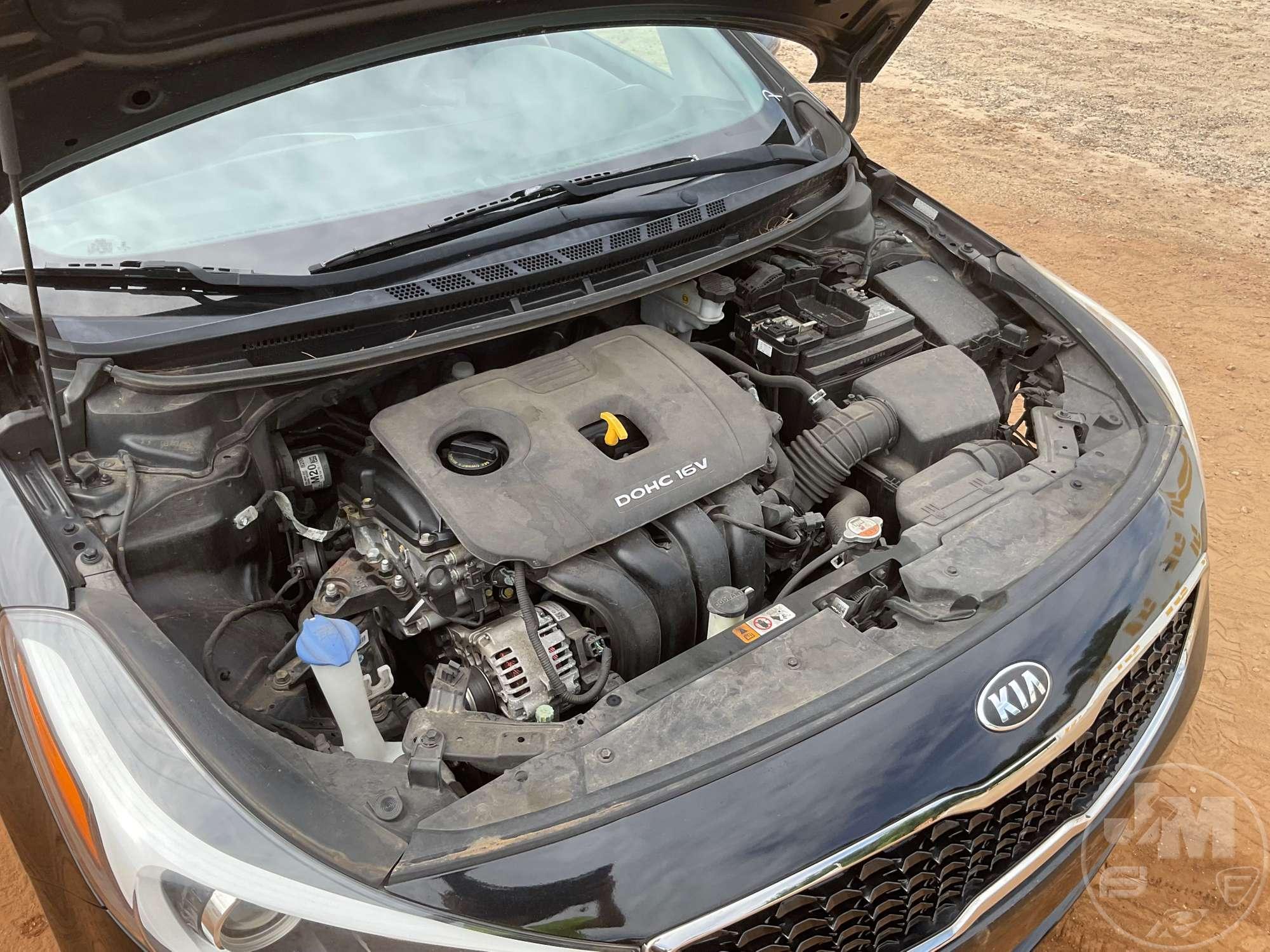 2017 KIA FORTE VIN: 3KPFK4A76HE015368
