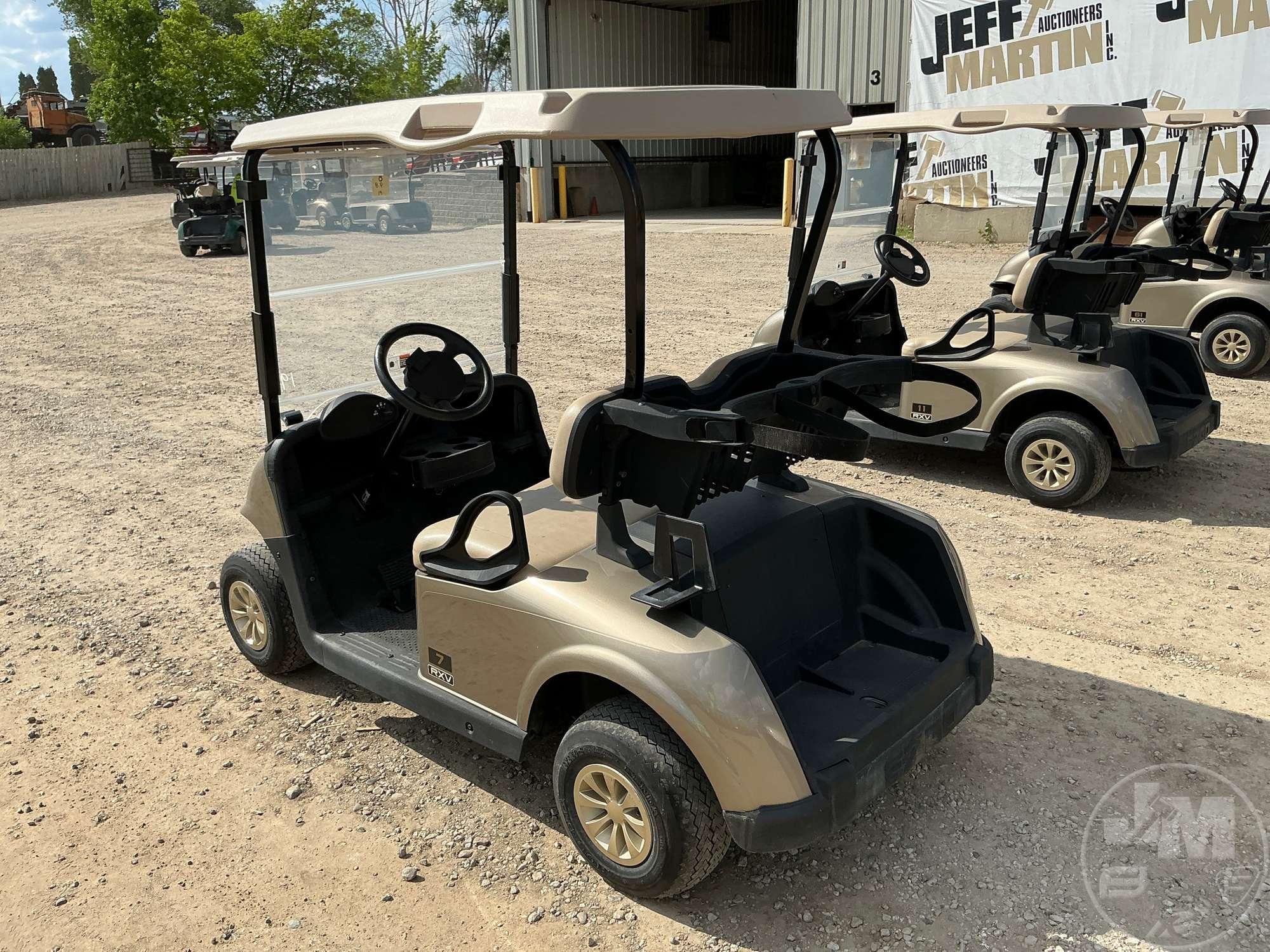 2019 EZ GO RXV GOLF CART 5506318