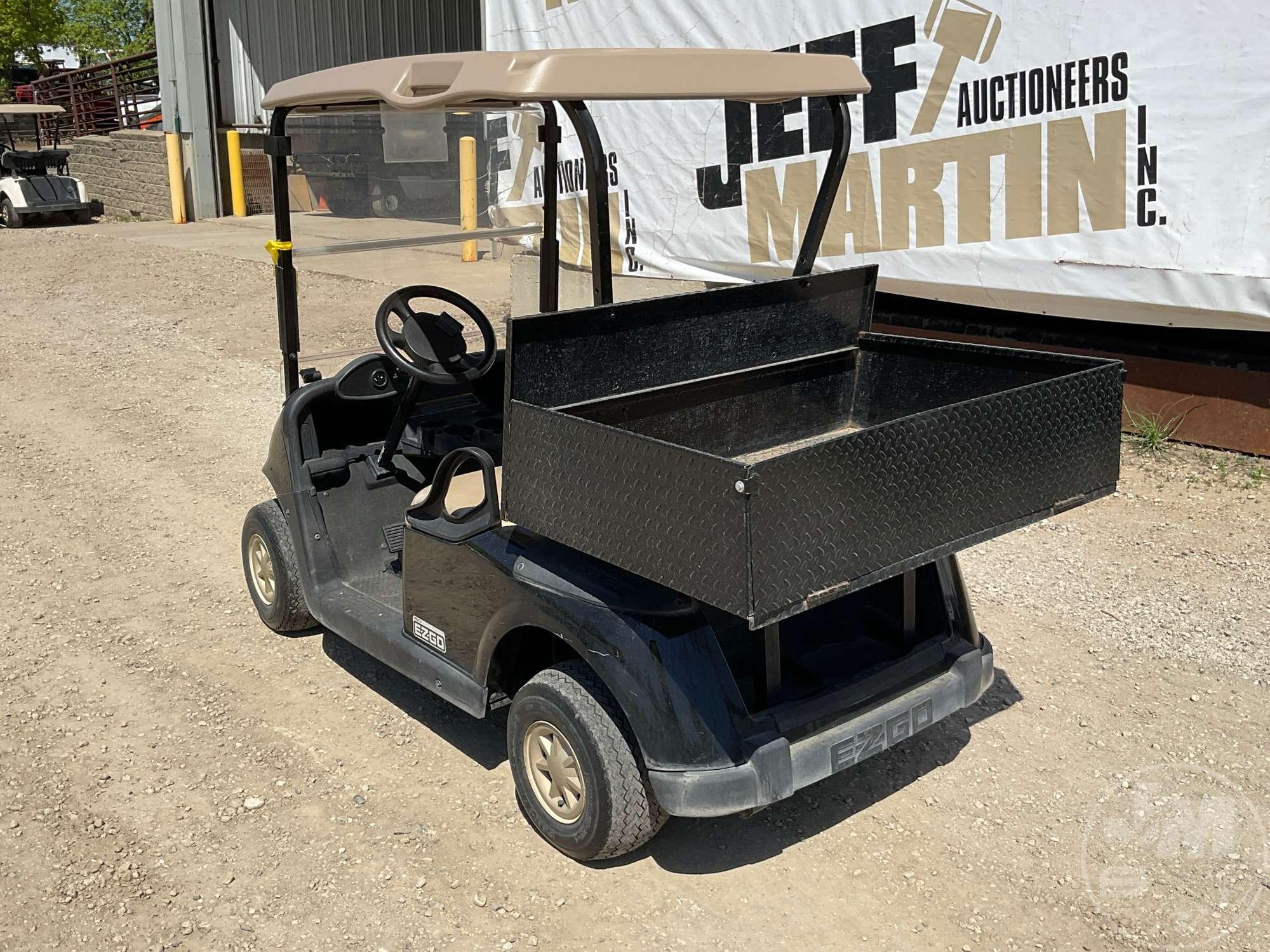 2015 EZ GO RXV GOLF CART 5367485