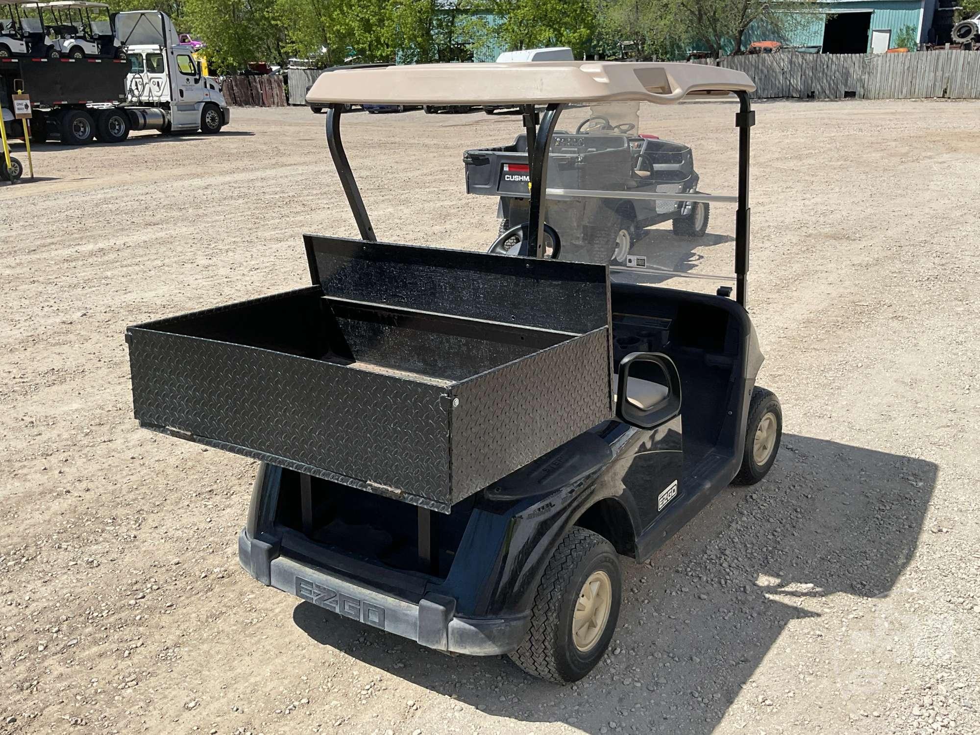 2015 EZ GO RXV GOLF CART 5367485