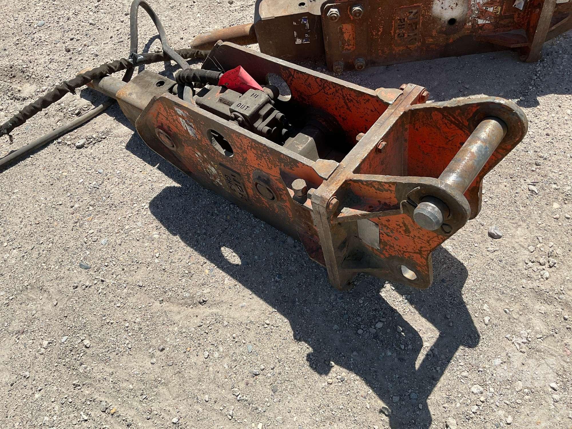 2013 NPK GH3 HYDRAULIC BREAKER SN: MRN44246