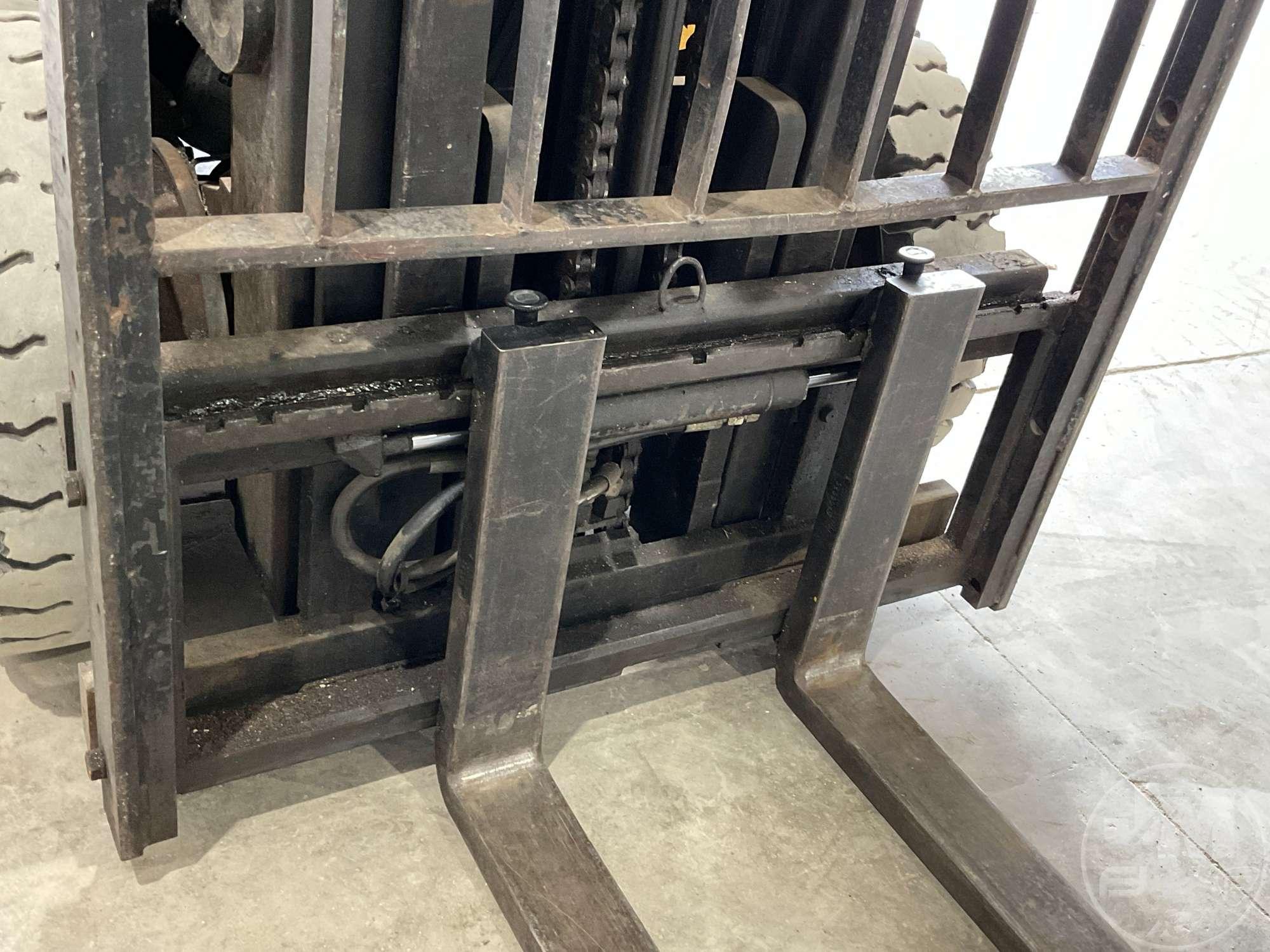 CLARK CGP20 CUSHION TIRE FORKLIFT SN: P365L-0722-9527FB