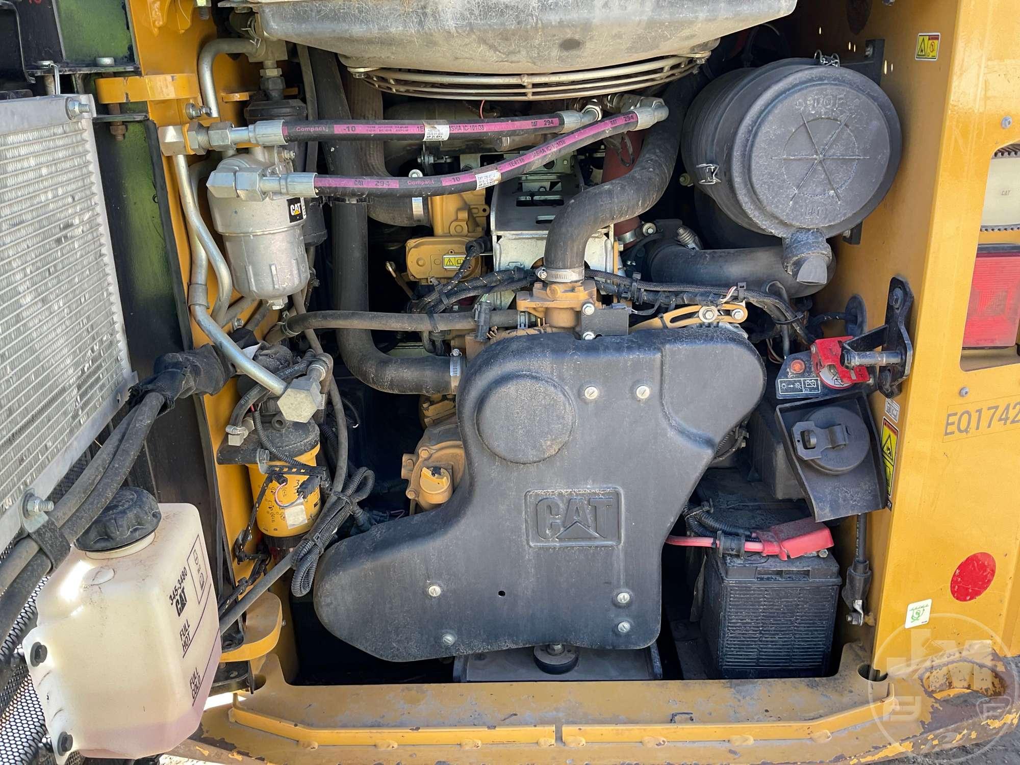2020 CATERPILLAR 299D3 XE MULTI TERRAIN LOADER SN: BX901136