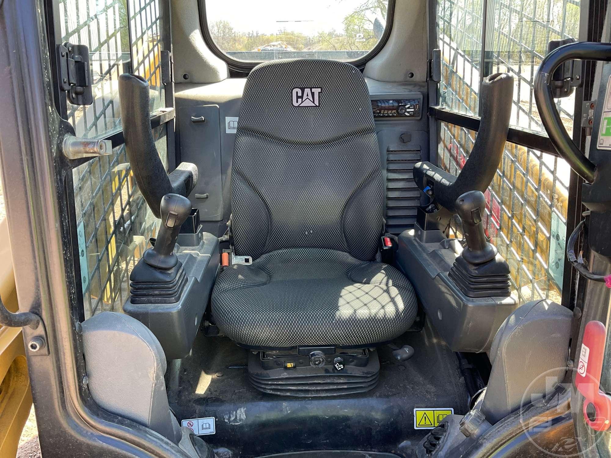 2020 CATERPILLAR 246D SKID STEER LOADER SN: KC601084