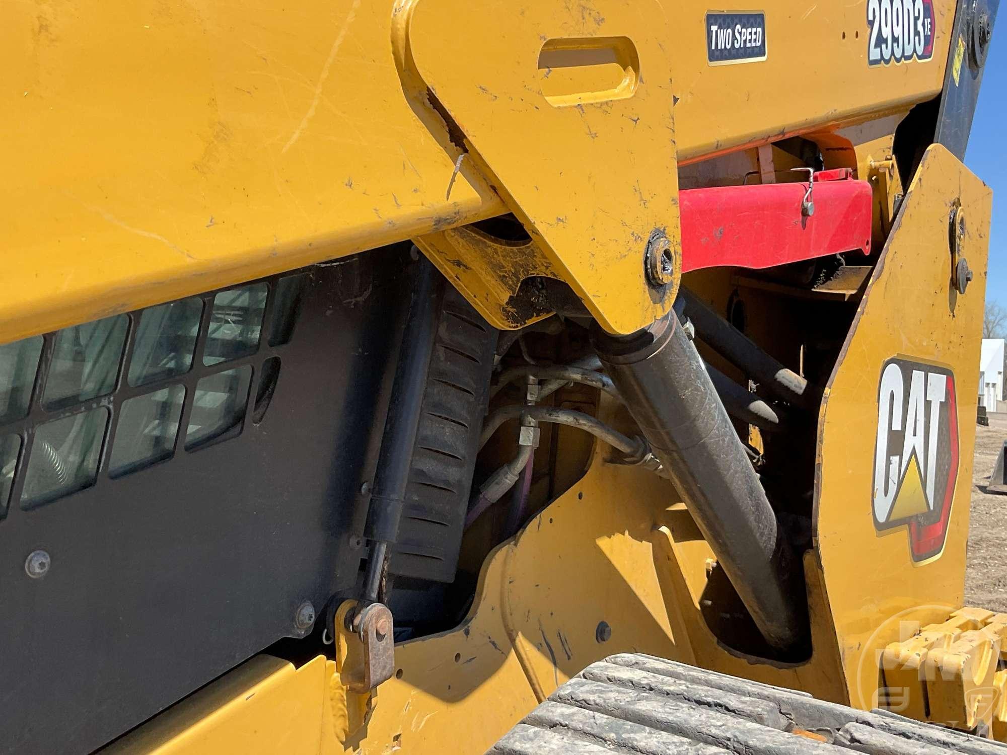 2020 CATERPILLAR 299D3 XE MULTI TERRAIN LOADER SN: BX901136