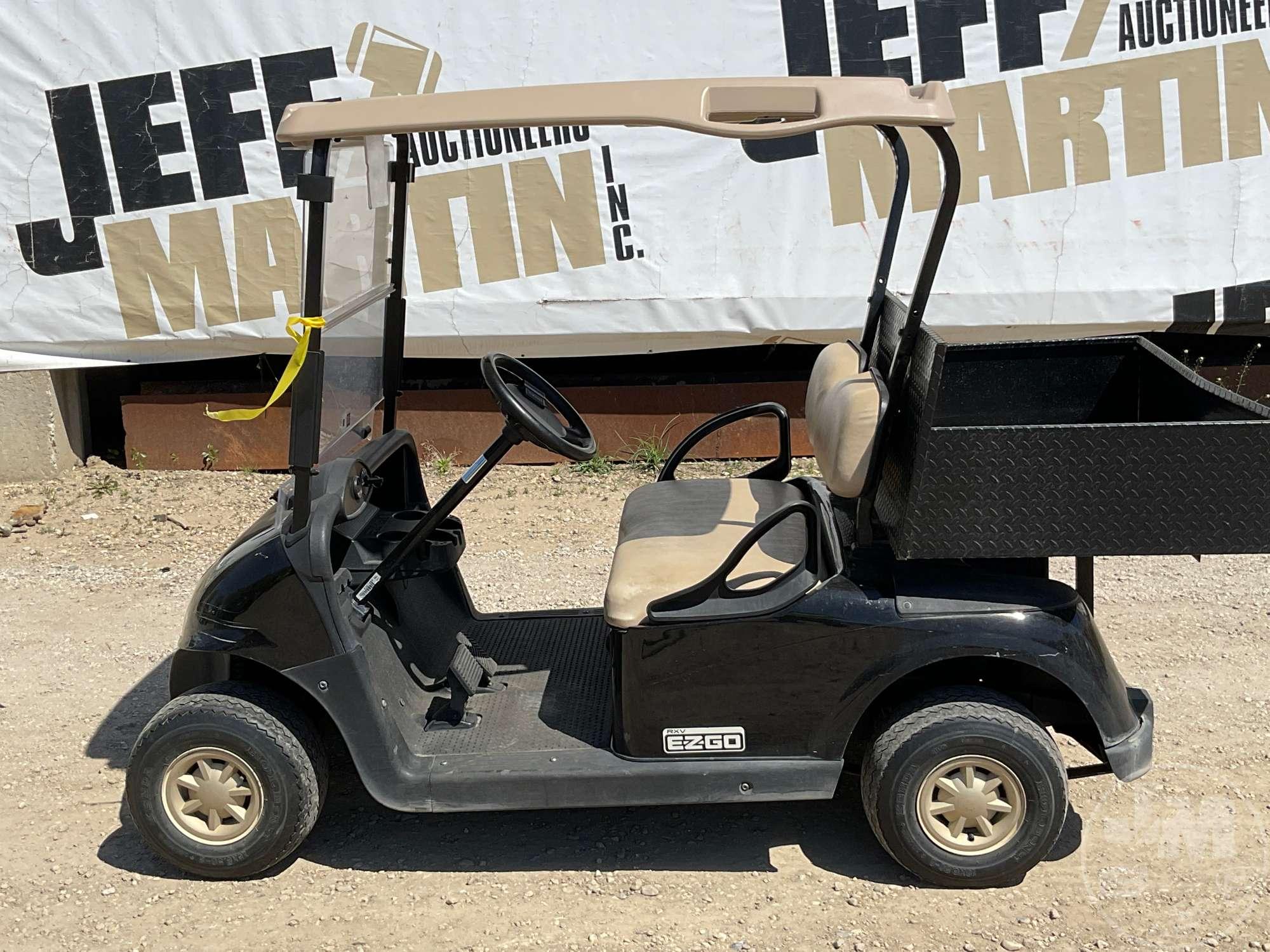2015 EZ GO RXV GOLF CART 5367485