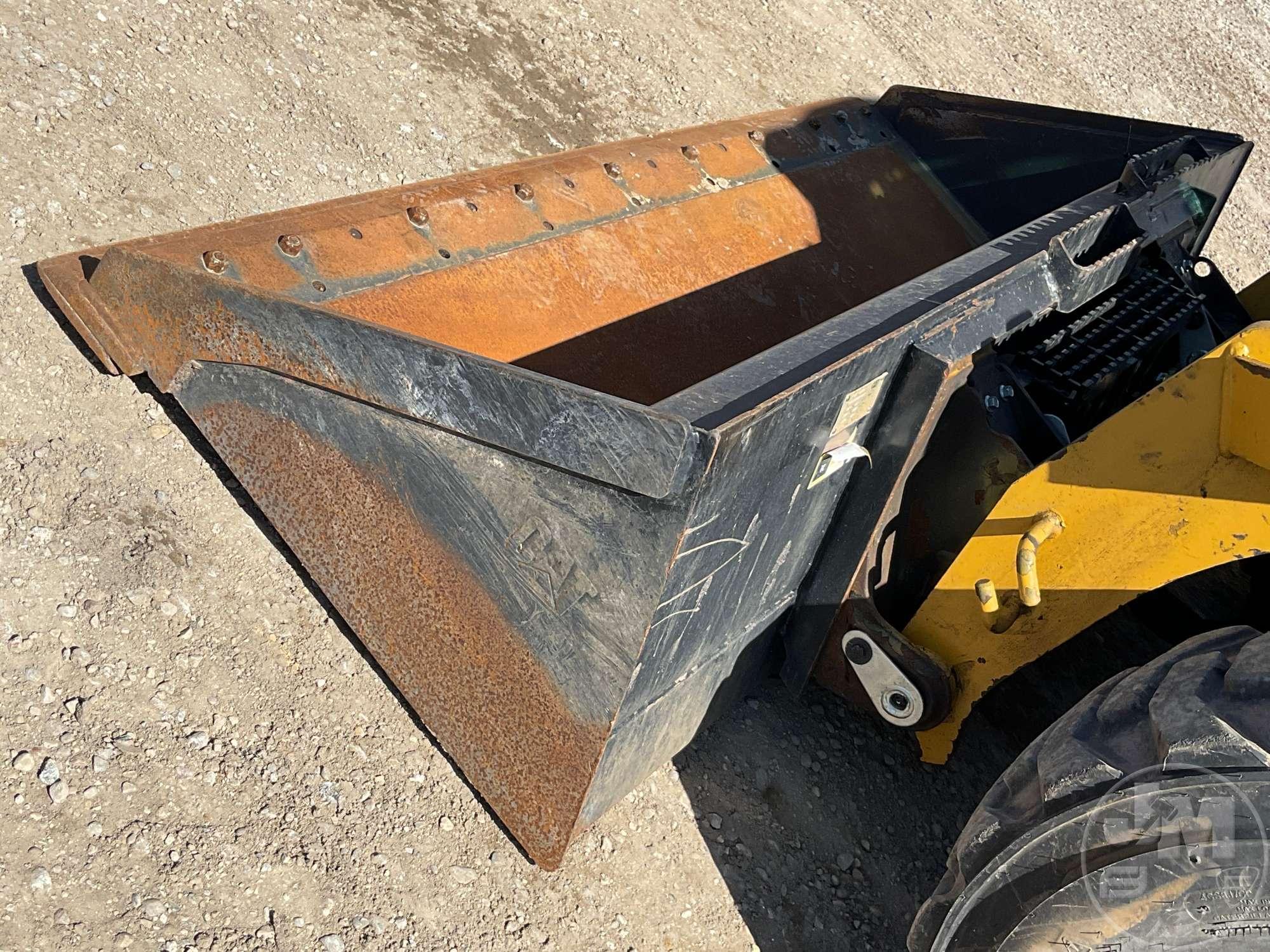 2020 CATERPILLAR 246D SKID STEER LOADER SN: KC601084
