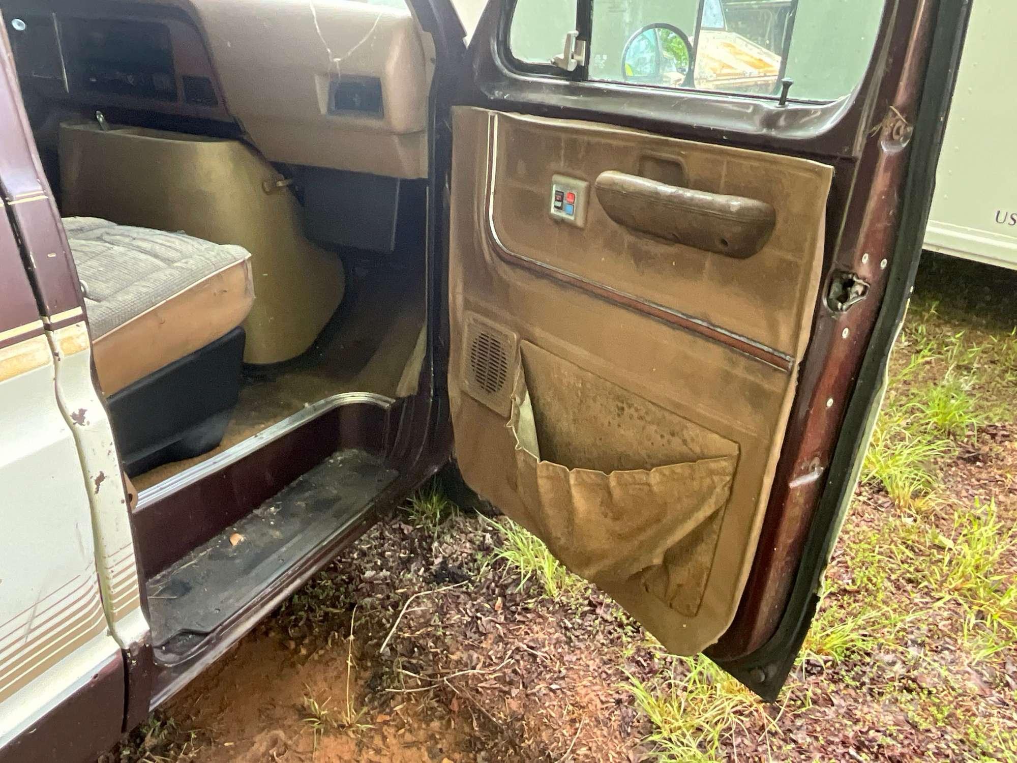 1986 FORD E-150 VAN VIN: 1FMEE11Y9GHA85204