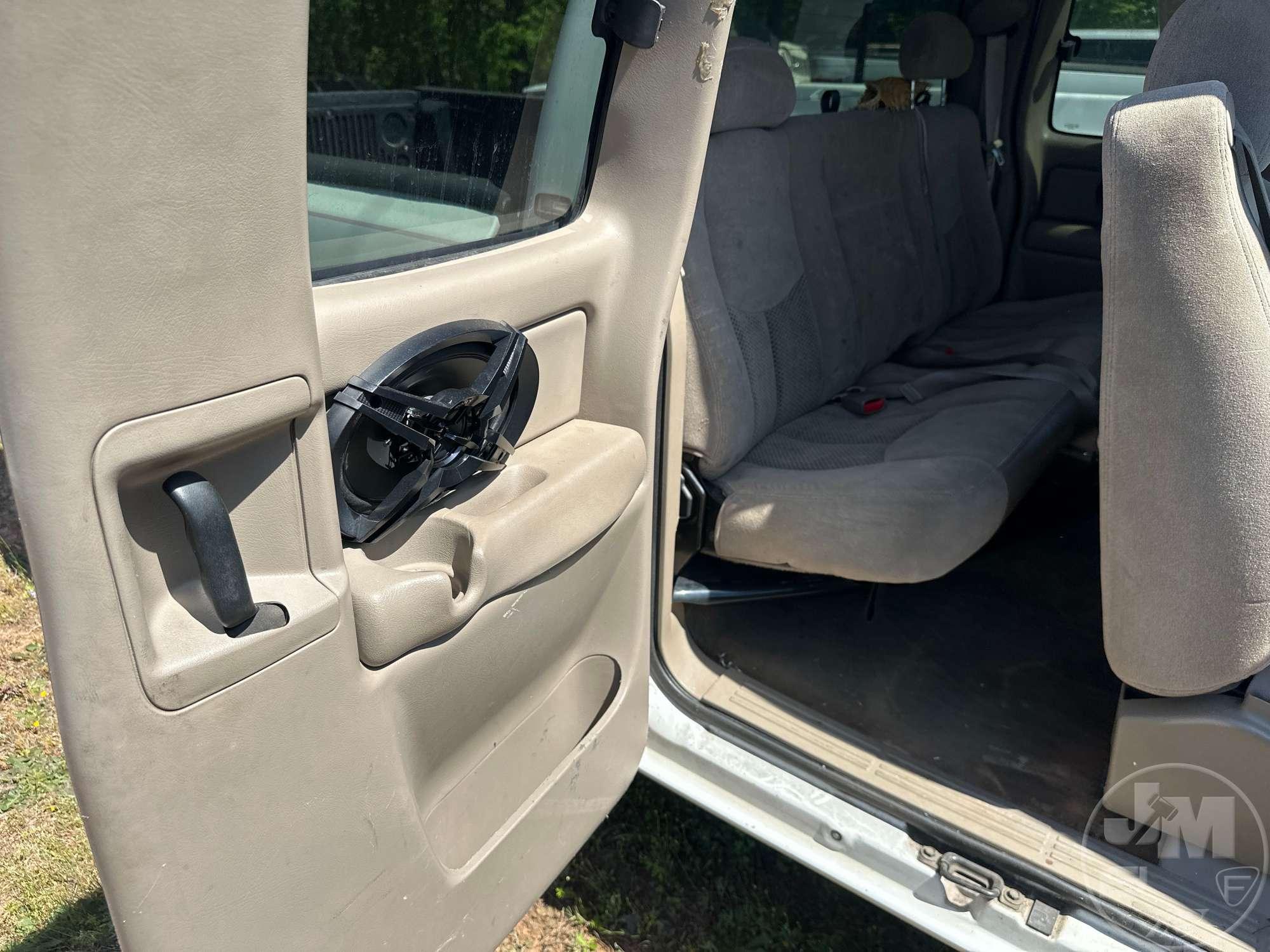 2003 CHEVROLET SILVERADO EXTENDED CAB 4X2 PICKUP VIN: 2GCEC19VX31356661