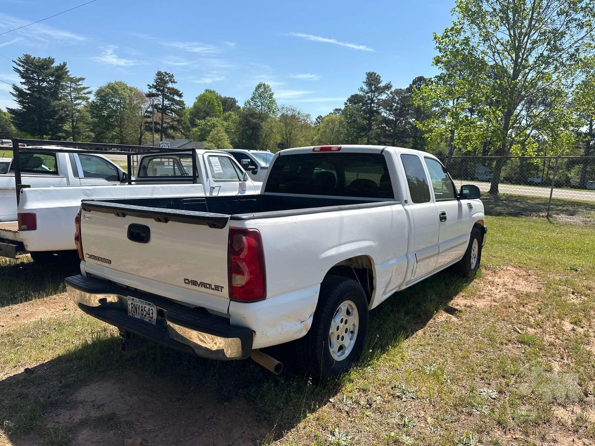 2003 CHEVROLET SILVERADO EXTENDED CAB 4X2 PICKUP VIN: 2GCEC19VX31356661