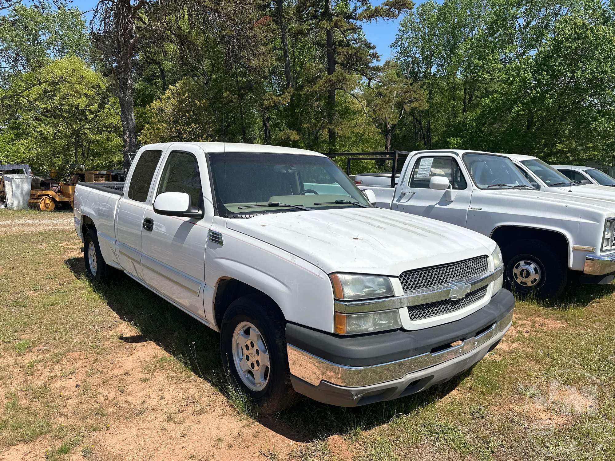2003 CHEVROLET SILVERADO EXTENDED CAB 4X2 PICKUP VIN: 2GCEC19VX31356661