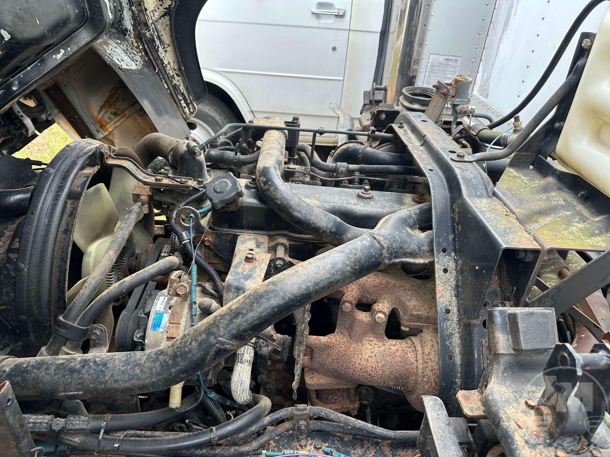 1993 ISUZU NRR S/A VAN/REEFER TRUCK VIN: JALE5B1U2P3000674