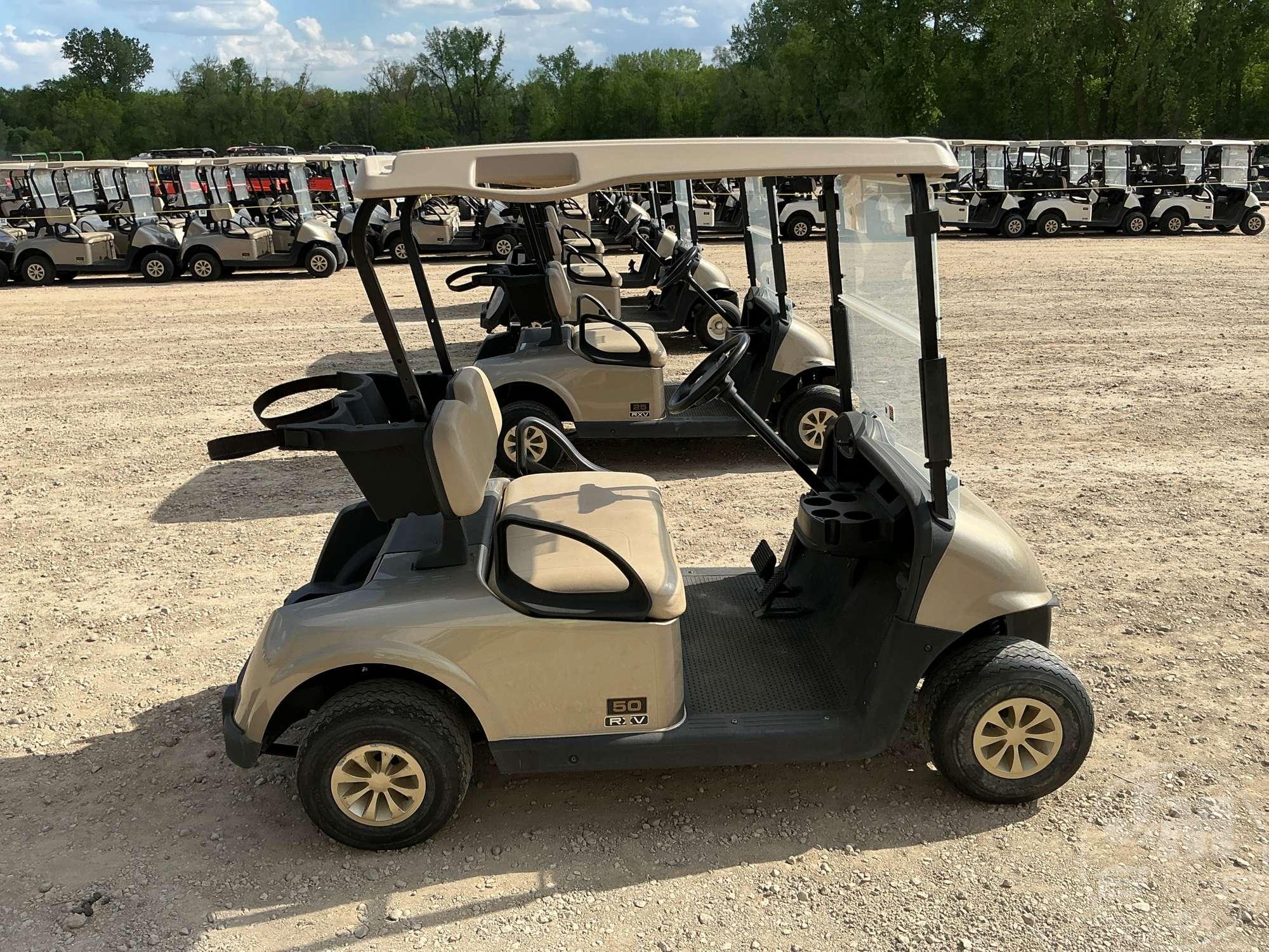 2019 EZ GO RXV GOLF CART 5505999