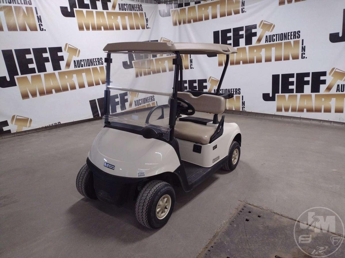 2018 EZ GO RXV GOLF CART 5473334