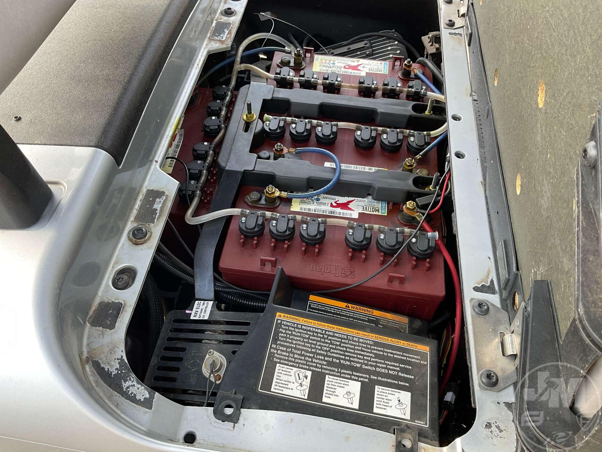 2021 EZ GO RXV GOLF CART 5612968