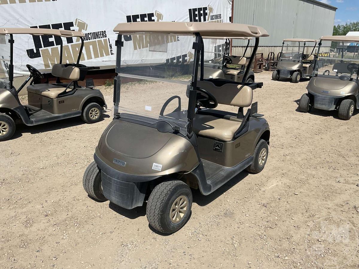 2021 EZ GO RXV GOLF CART 5607181