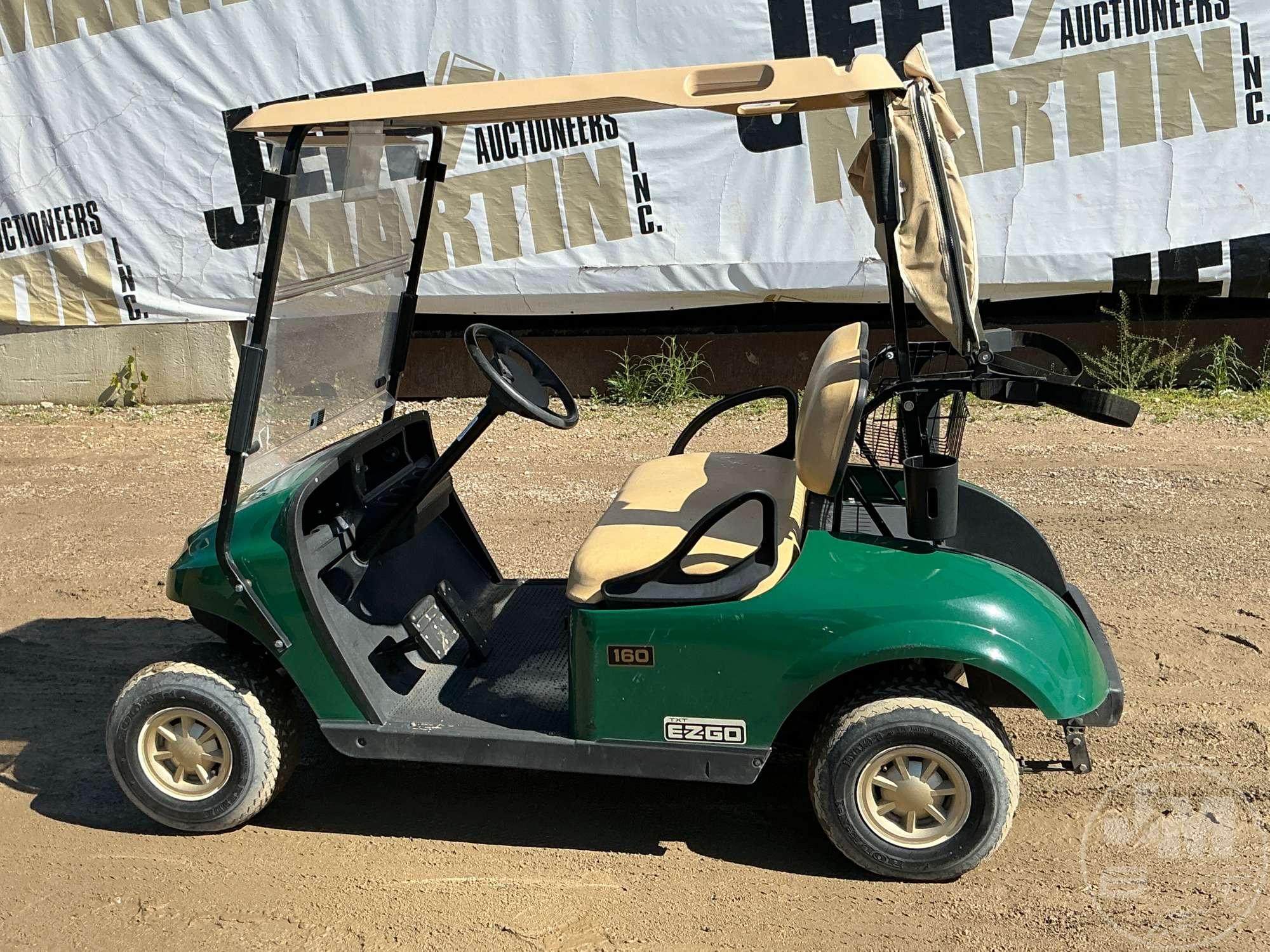 2017 EZ GO TXT GOLF CART 3287570