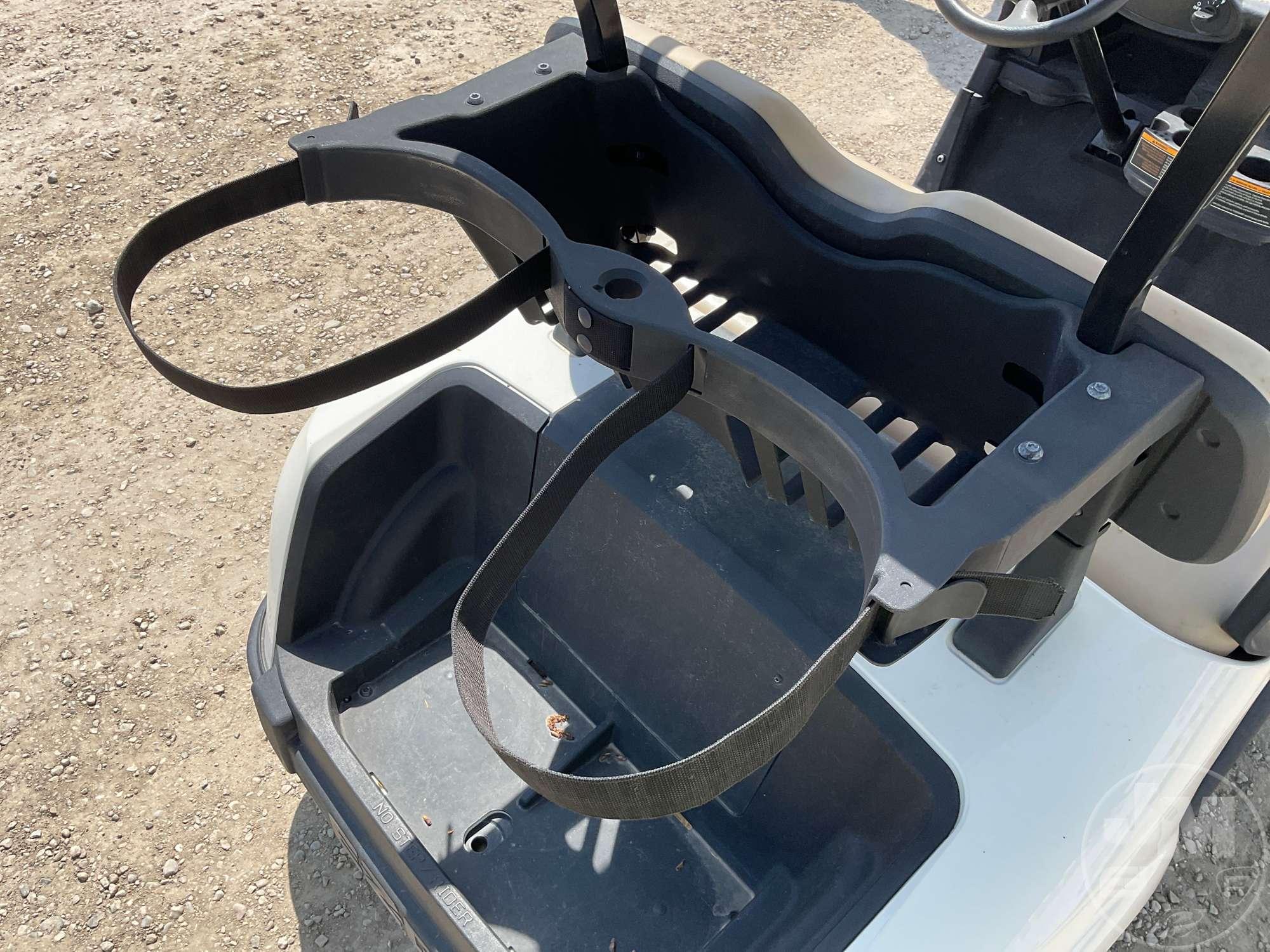 2019 EZ GO RXV GOLF CART 5522782