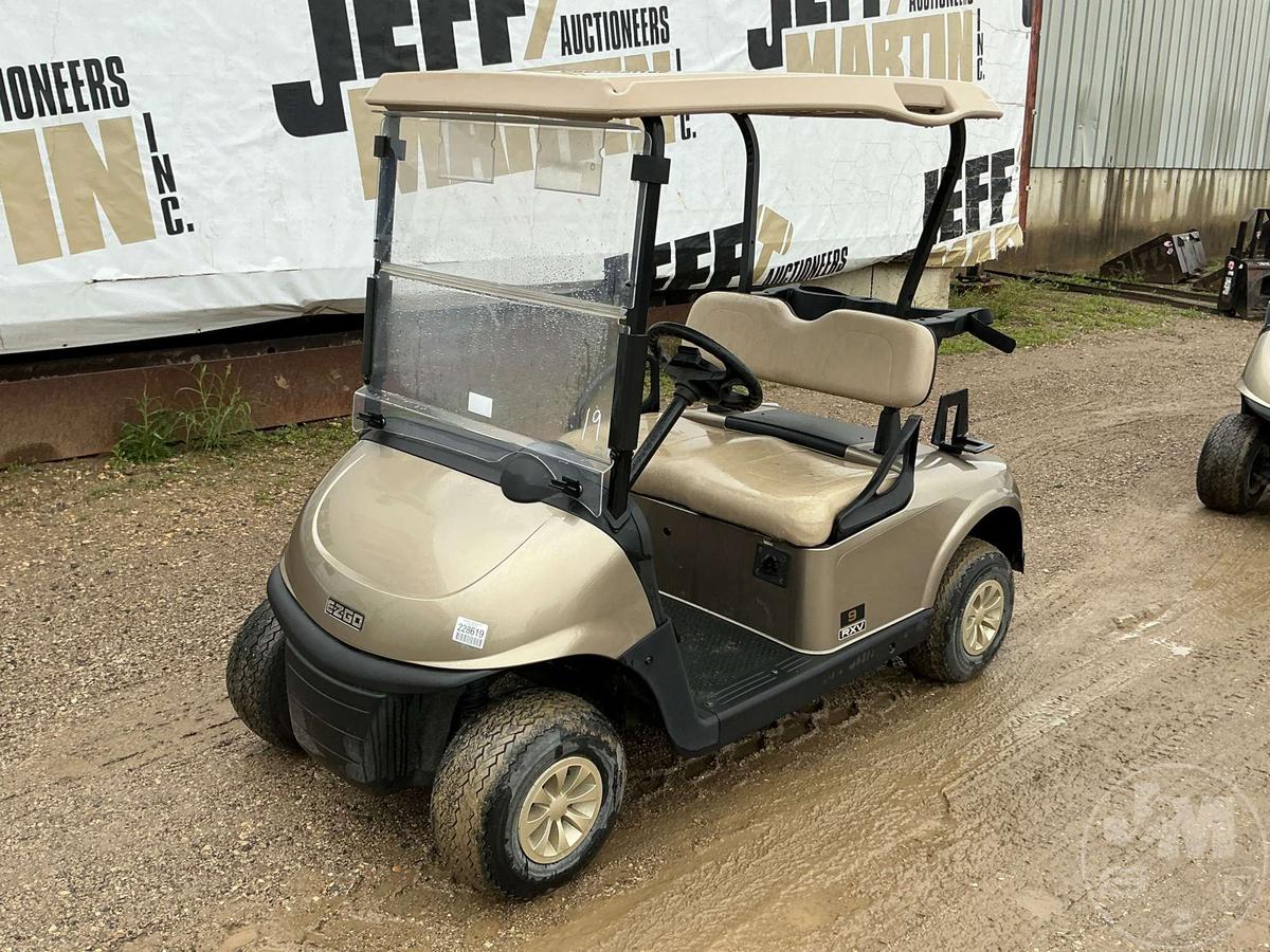 2019 EZ GO RXV GOLF CART 5506315