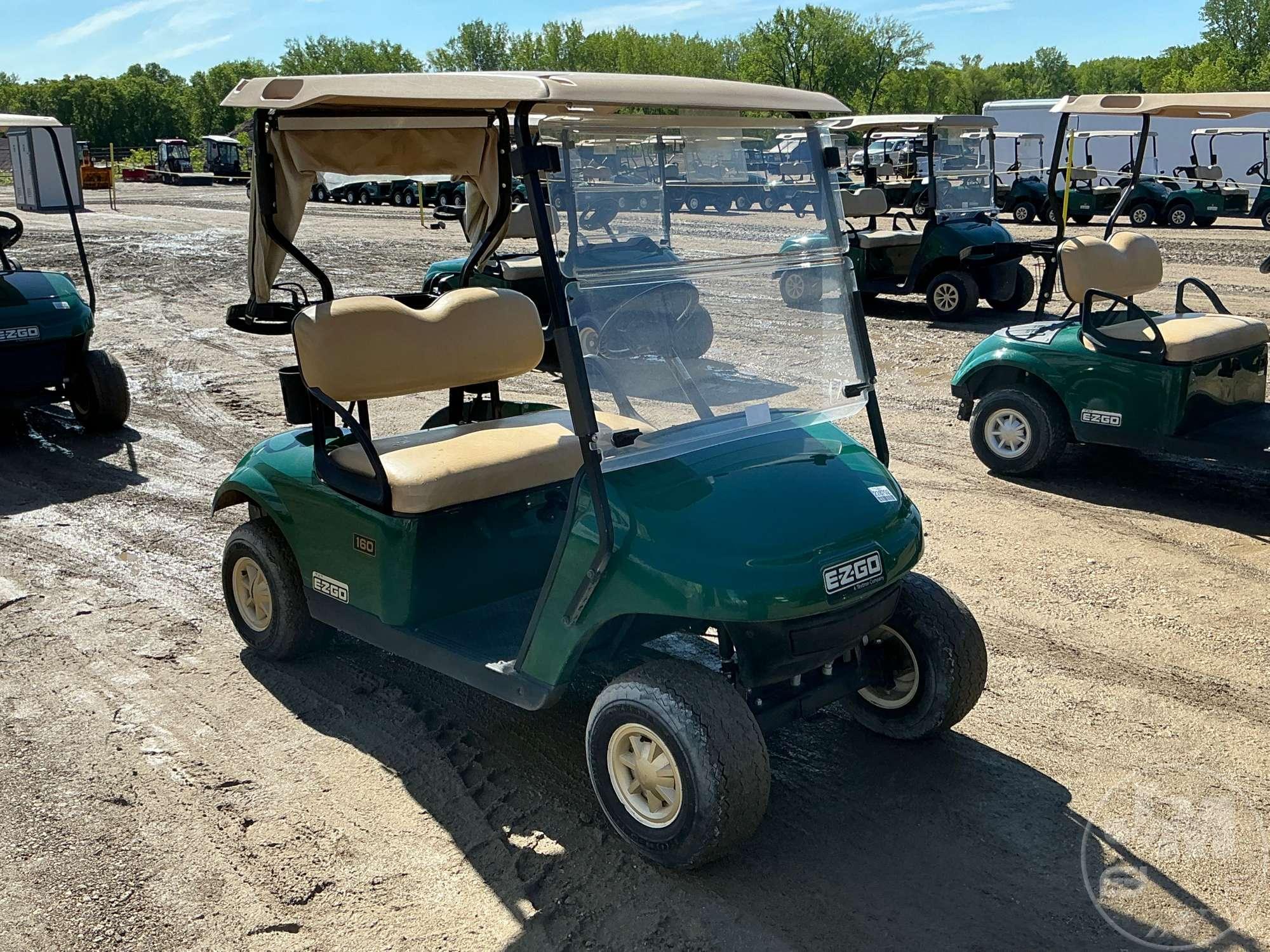 2017 EZ GO TXT GOLF CART 3287570